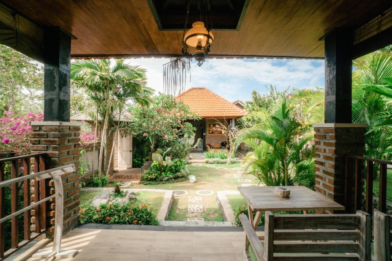 Kubu Nyang Nyang Uluwatu (Bali)