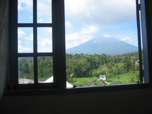 Amrita Sidemen Sidemen (Bali)