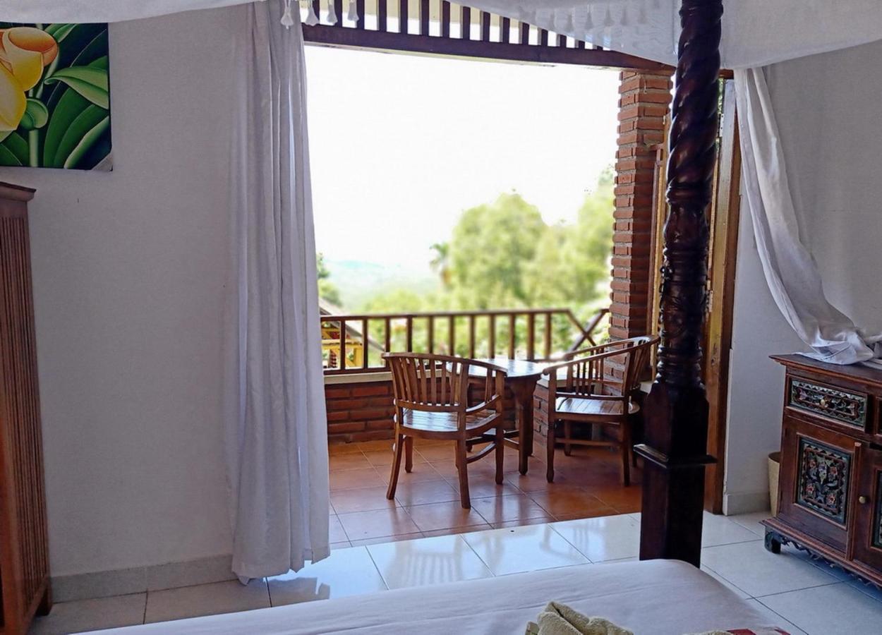 Guest house Karang Sari & Restaurant