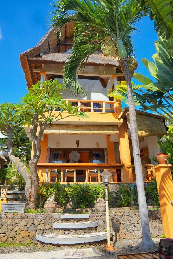 Villa Onlyou Amed (Bali)