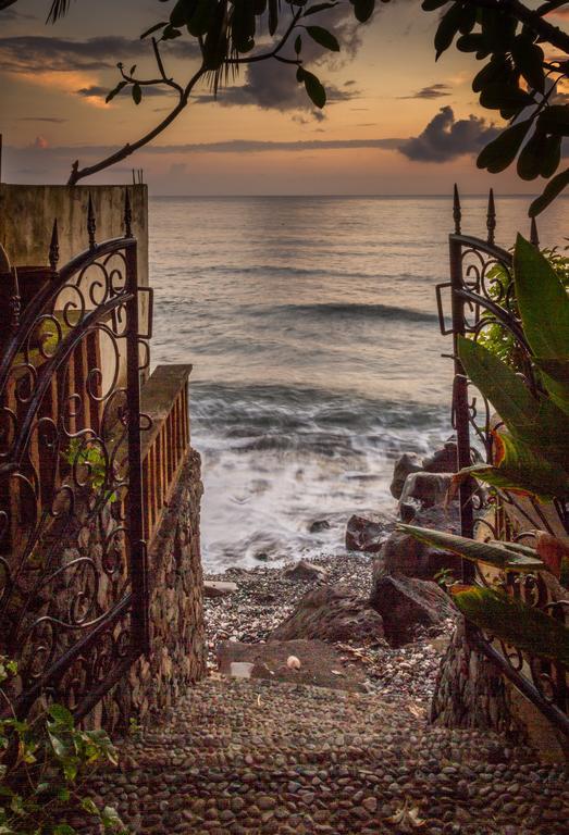 Villa Onlyou Amed (Bali)