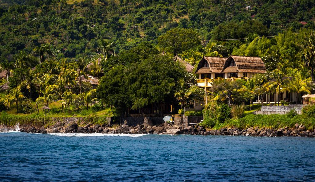 Onlyou Amed (Bali)