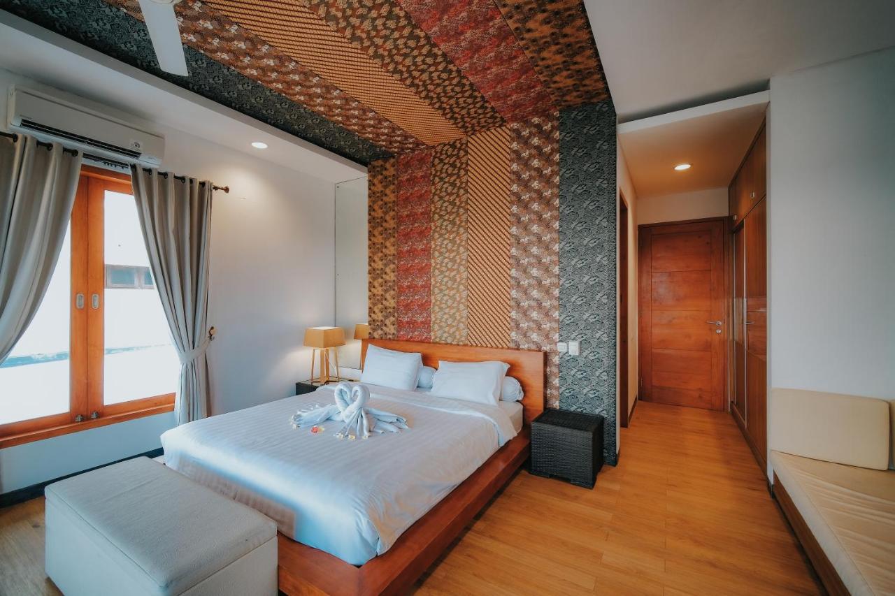 Villa Bali Diamond Estates & *