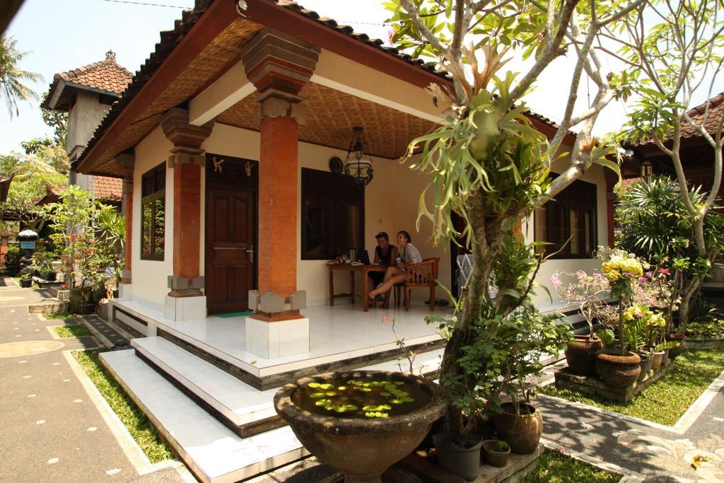 Kt. Kuaya Homestay *