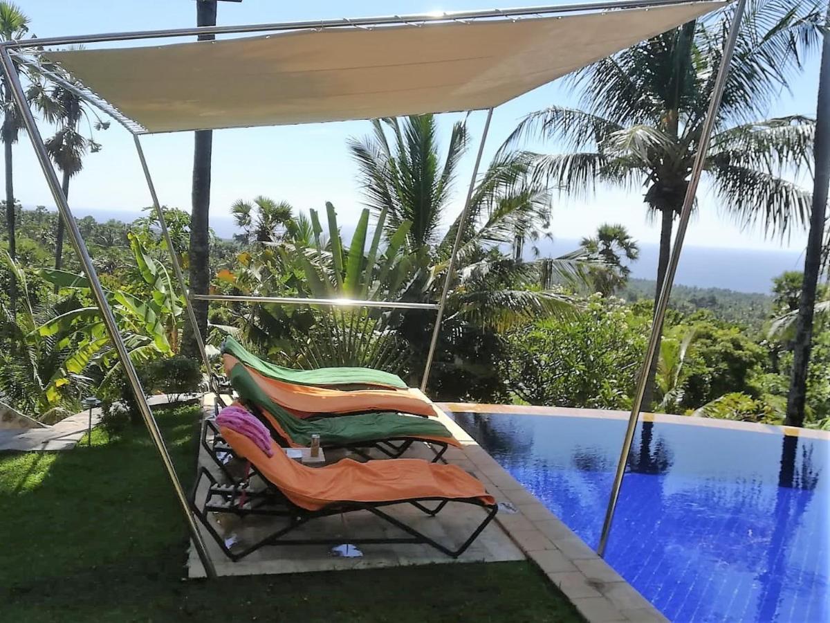 Cantik Sambirenteng Bed & Breakfast Gretek