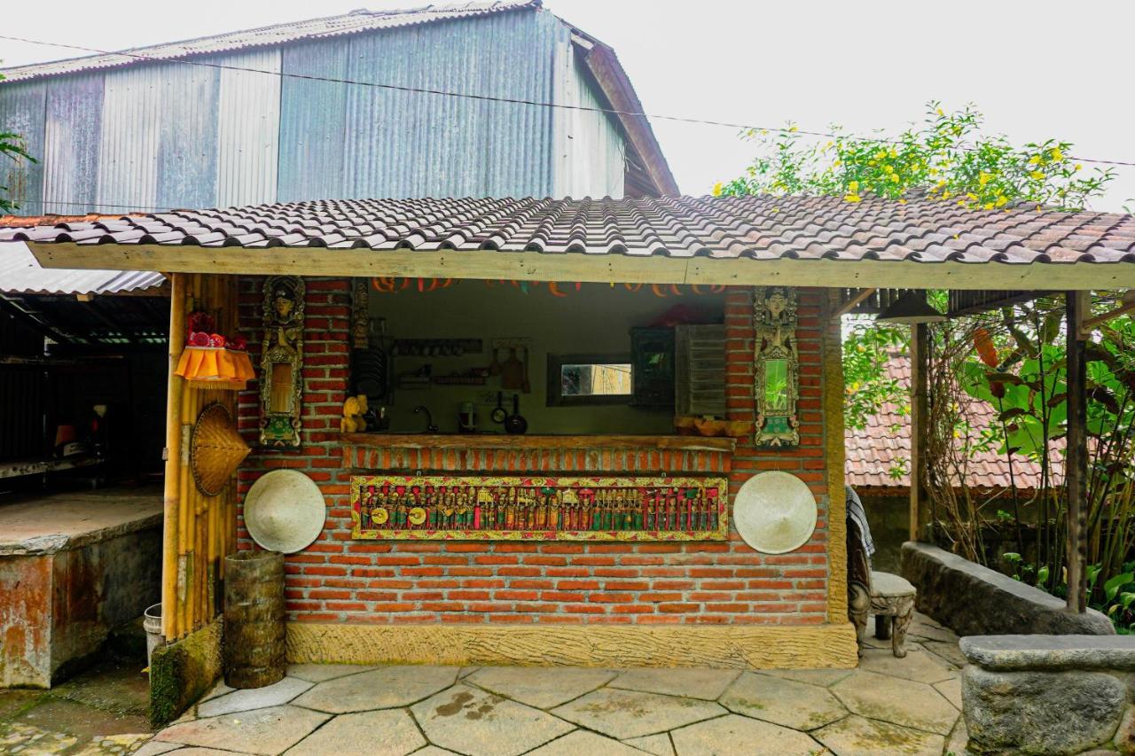 Guest house Kresna Asih House