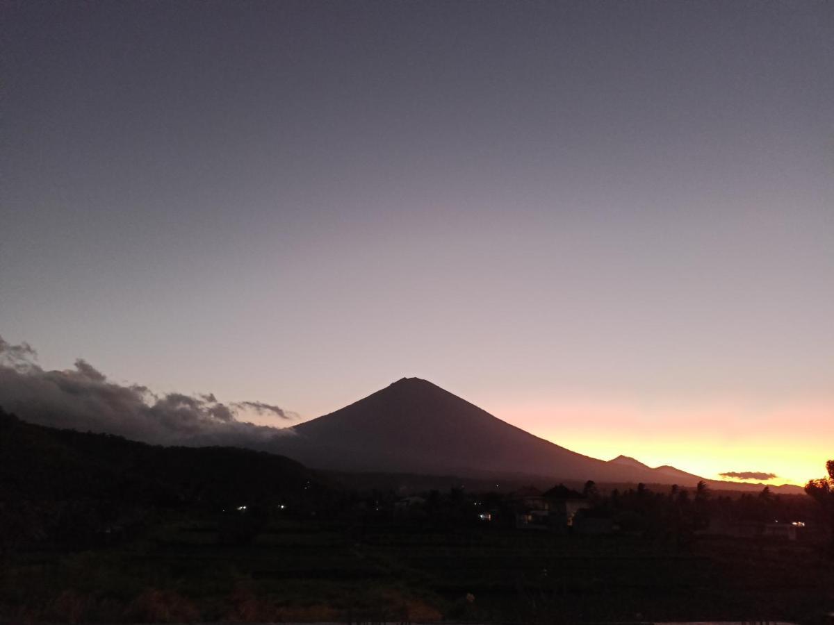 Agung Penginapan *