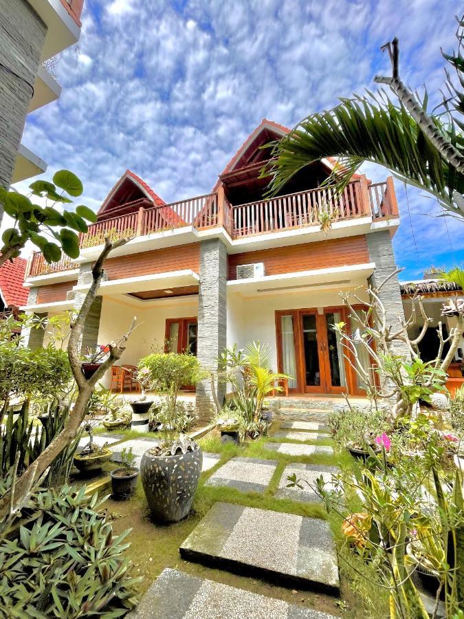 Ayu Laba And Resto