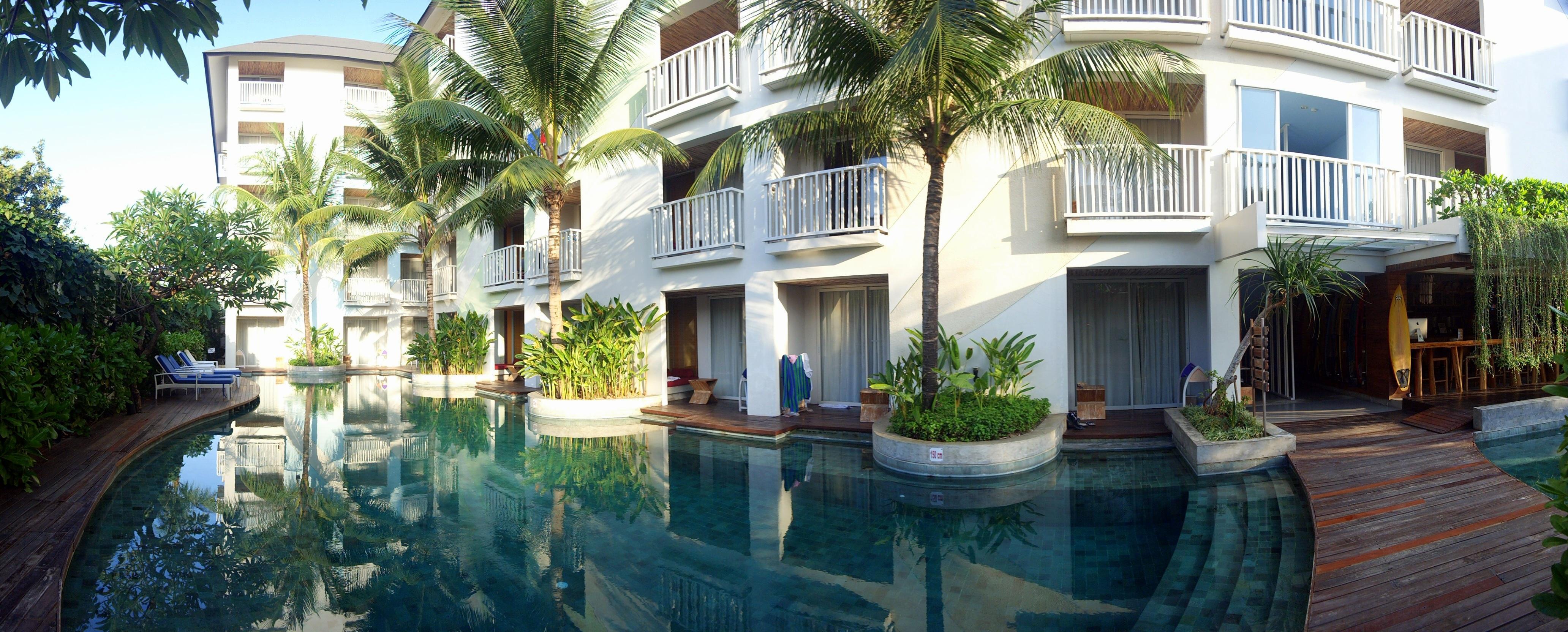 Bliss Surfer Hotel 4*