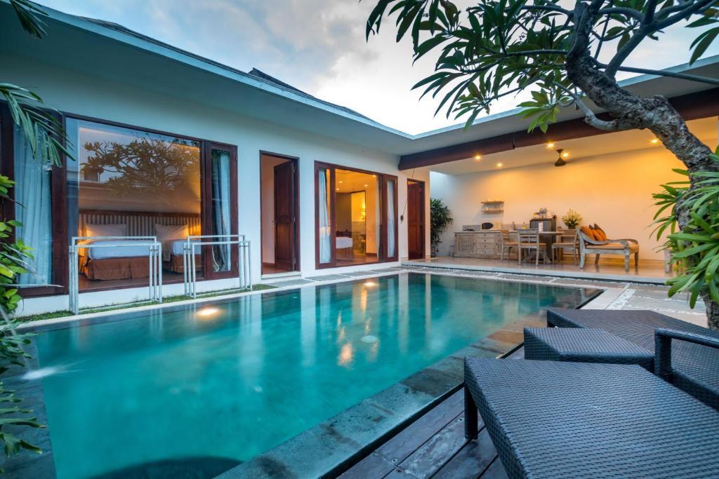 New Sara Villa Seminyak (Bali)