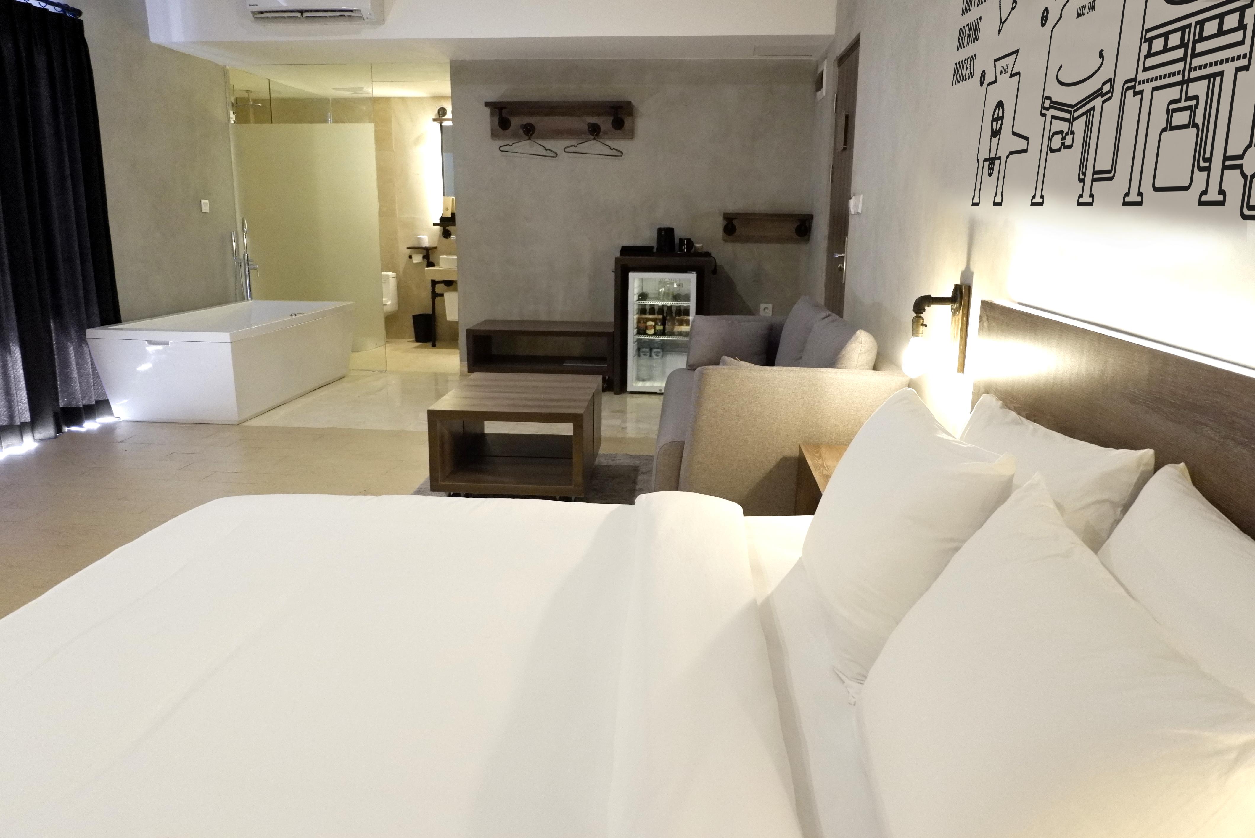 Boutique And Hotel