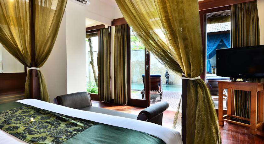 The Khayangan Dreams Villa, Villa