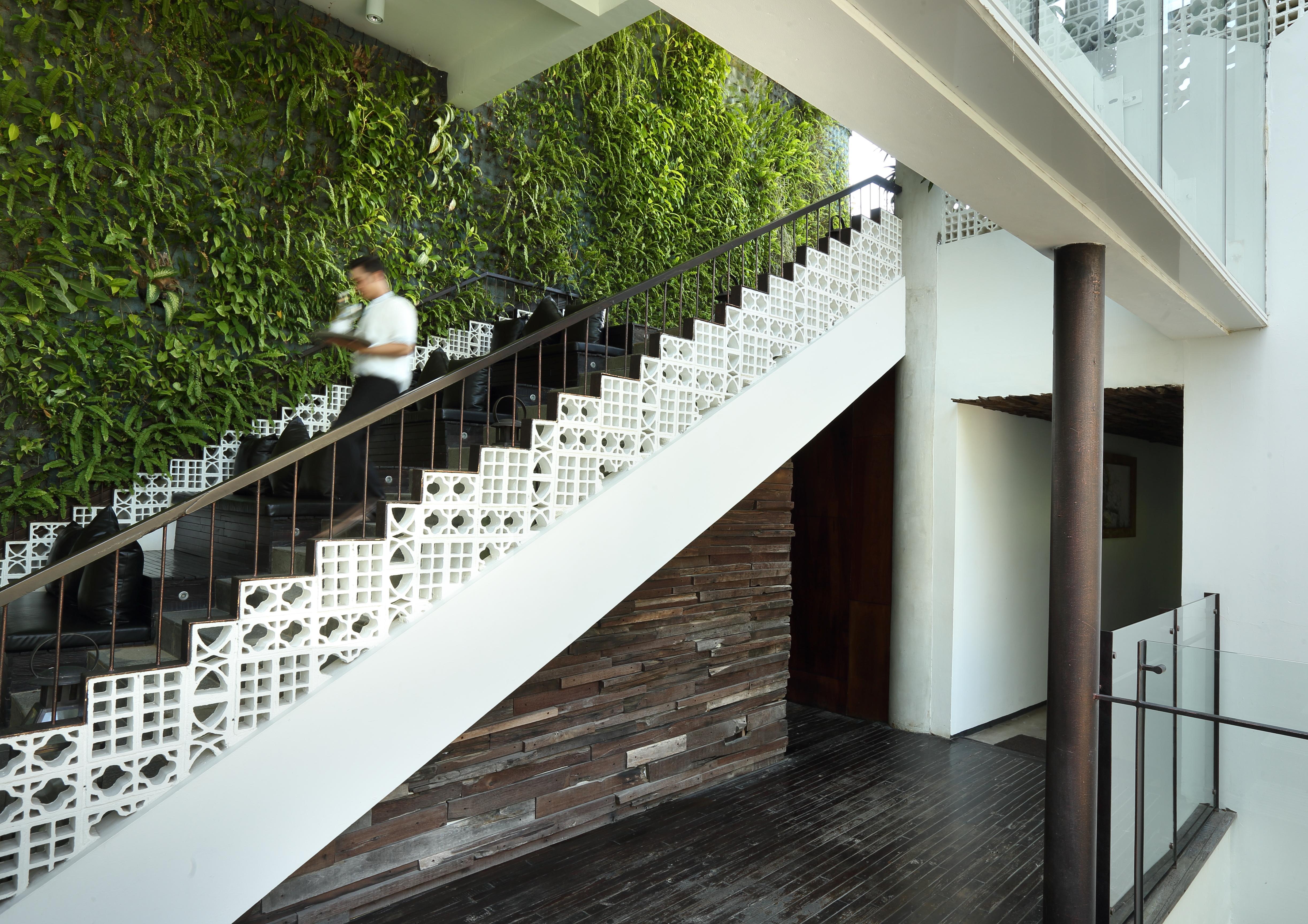Hotel The Akmani 4*