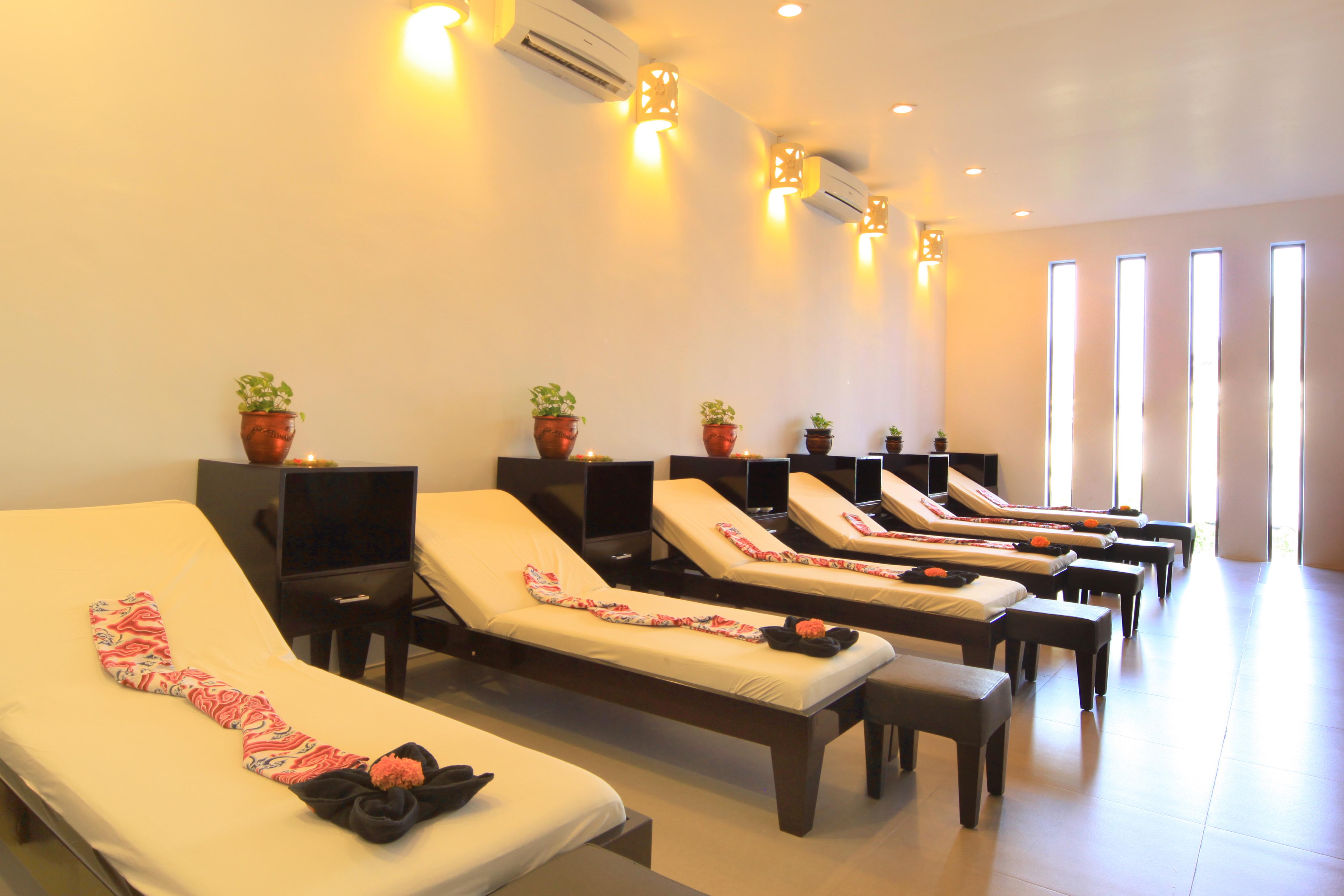 Hotel The Radiant & Tuban (Bali)