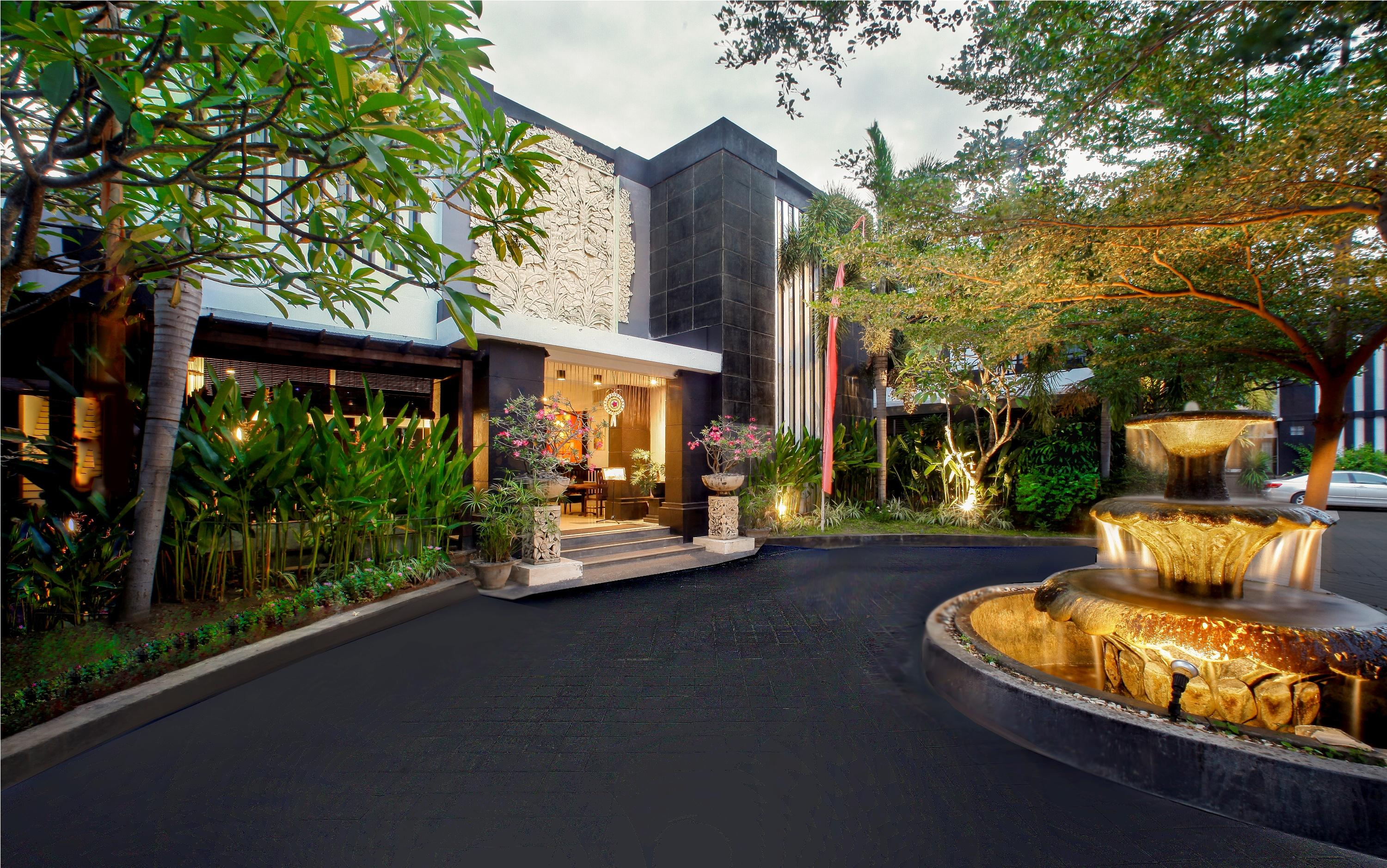 Hotel The Radiant & Tuban (Bali)