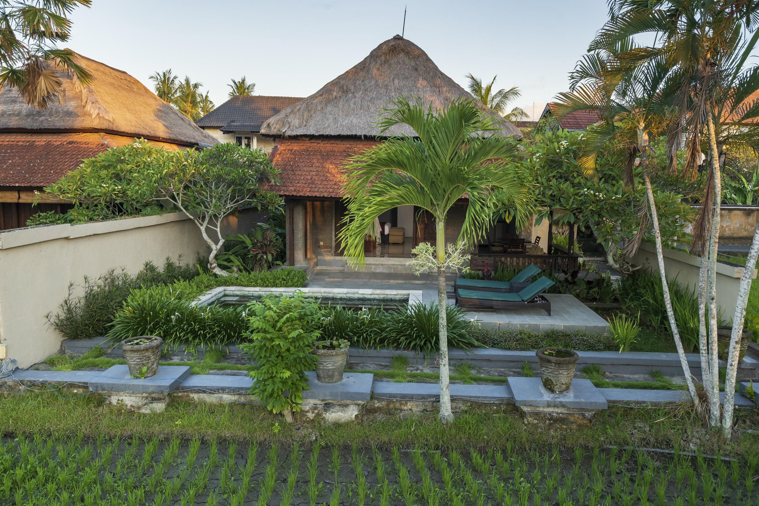 Agung Raka Villa *