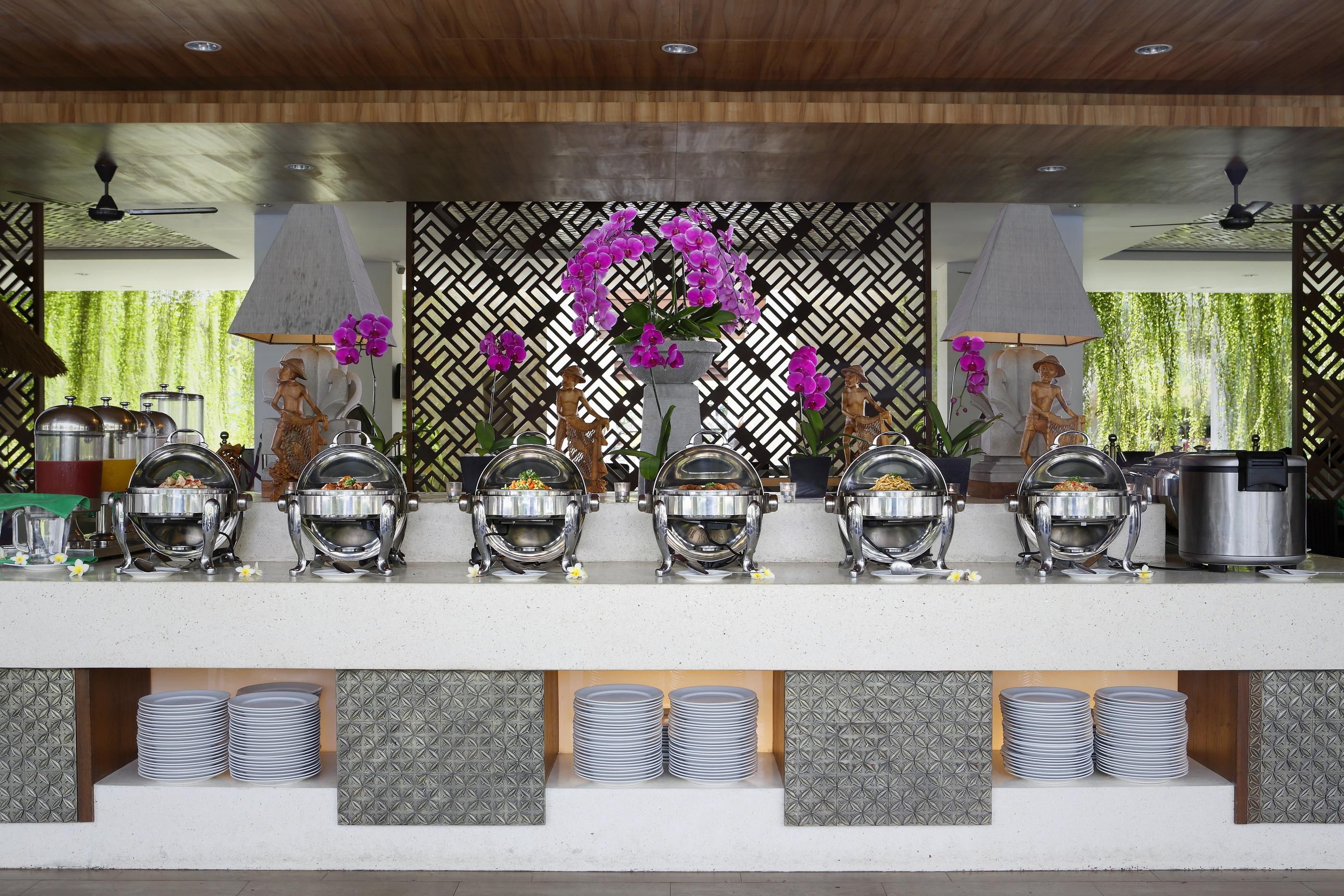 Santika Siligita Nusa Dua Hotel 3*