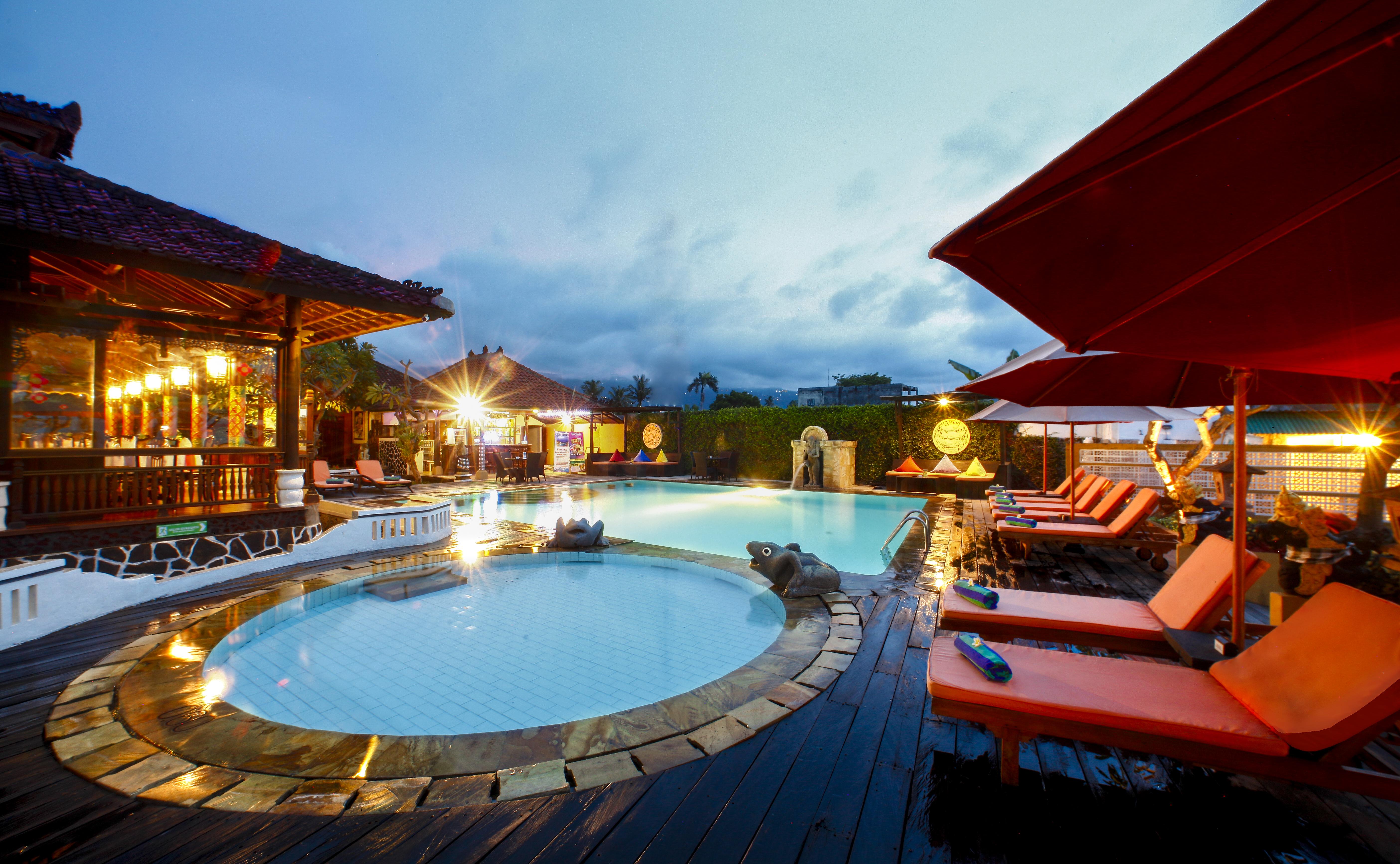 Hotel Bali Taman & Lovina 4*
