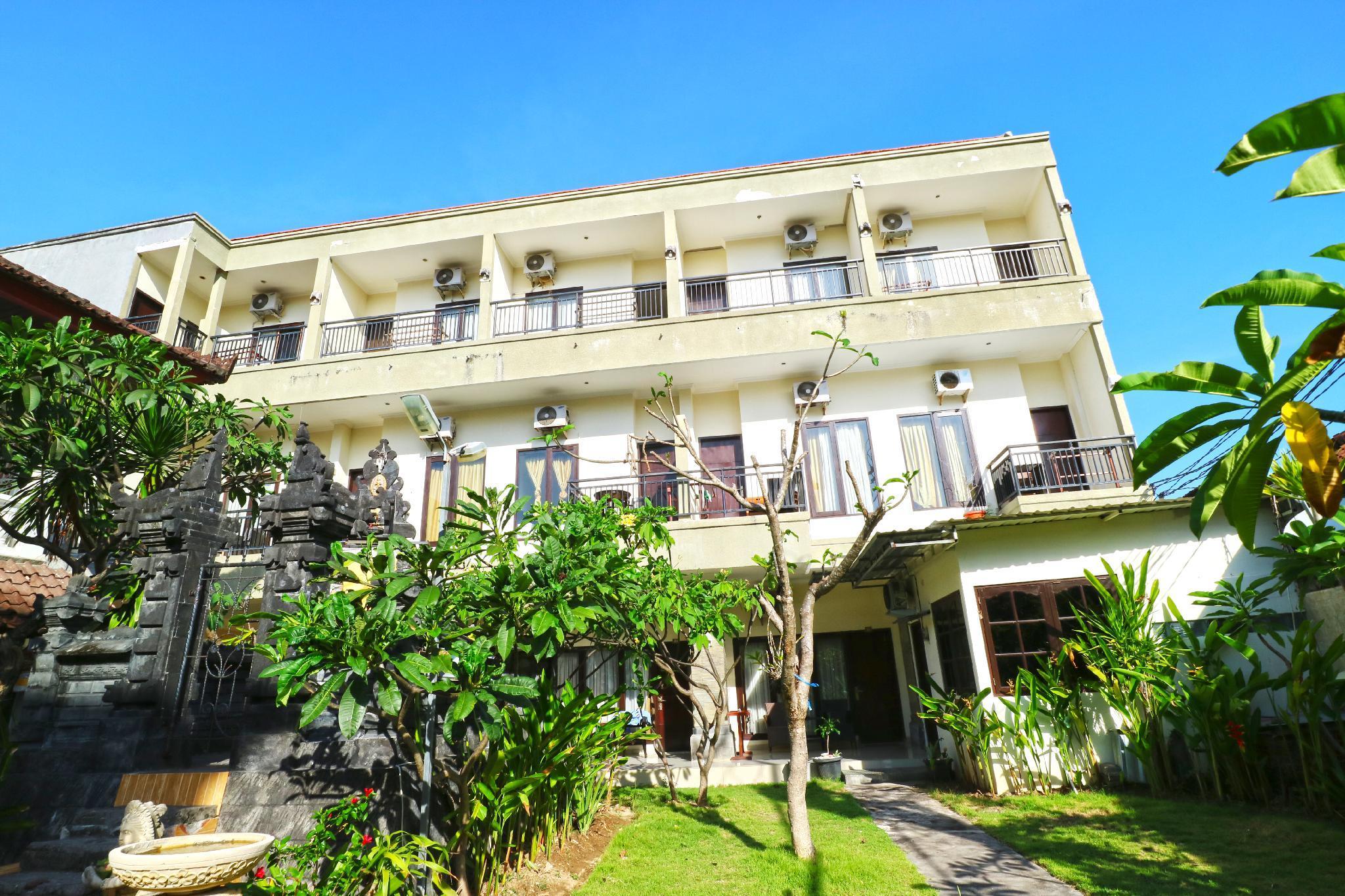 Ayu Hotel 2*
