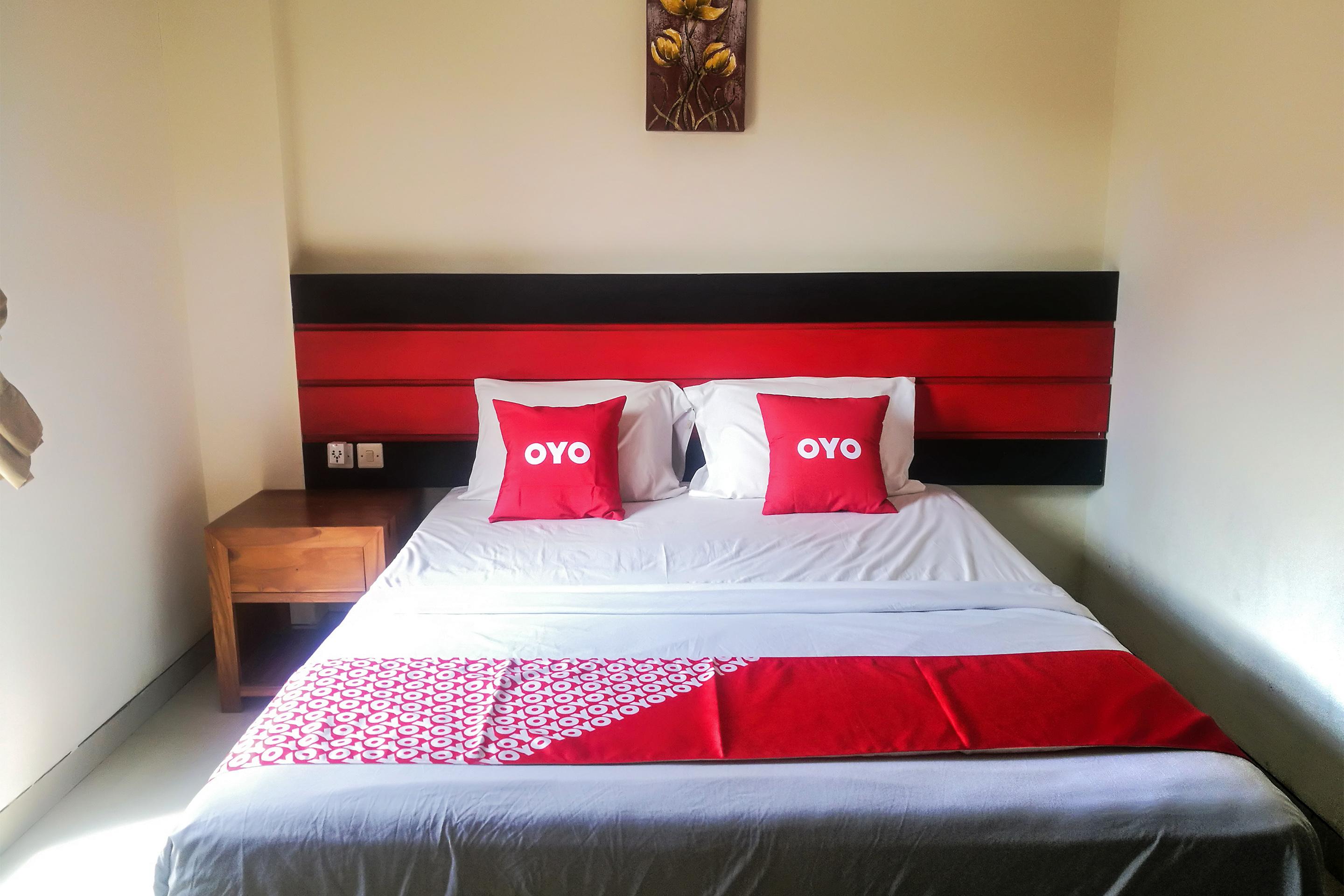 Ayu Hotel 2*