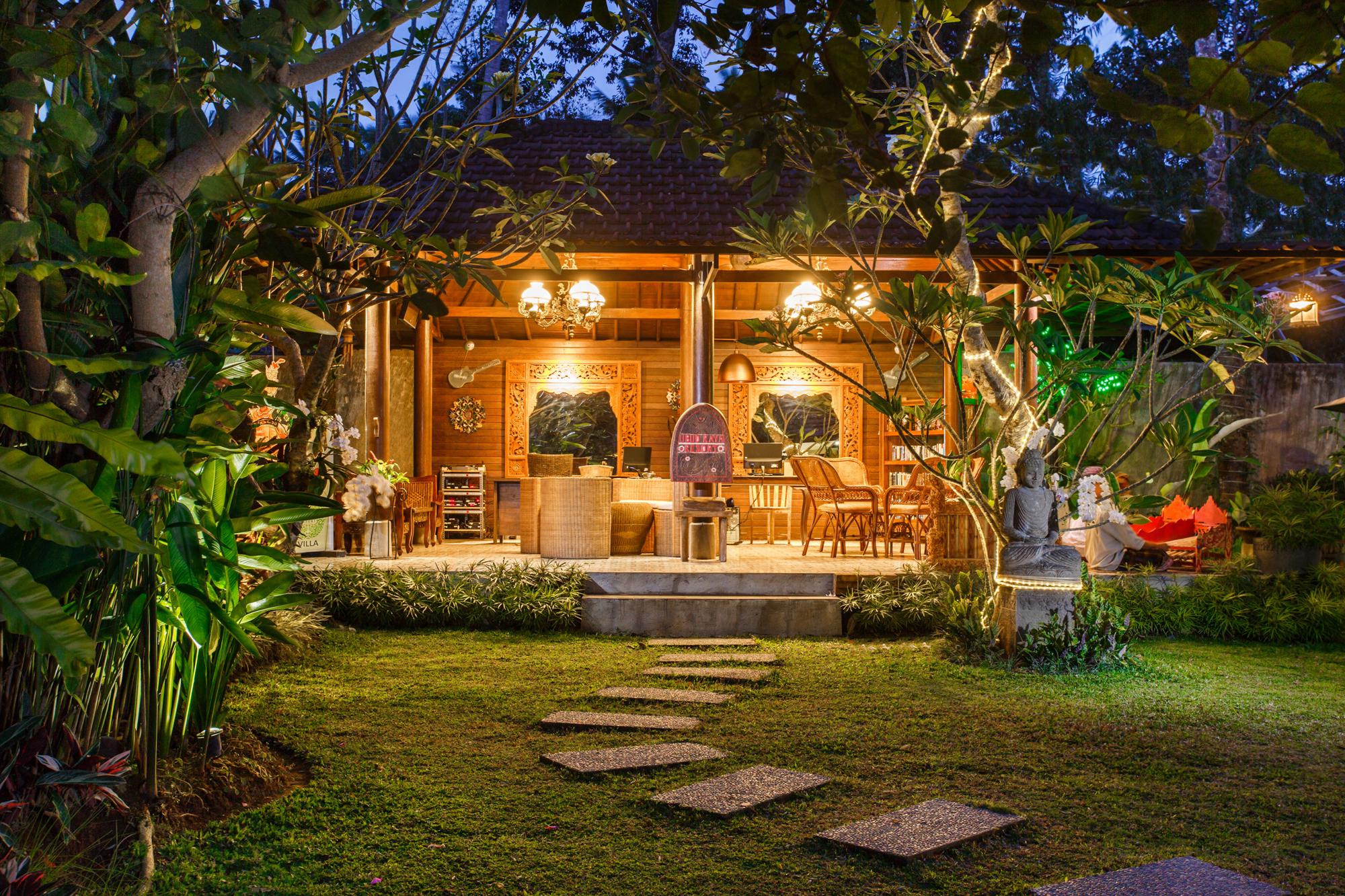 Raya Resort 4*