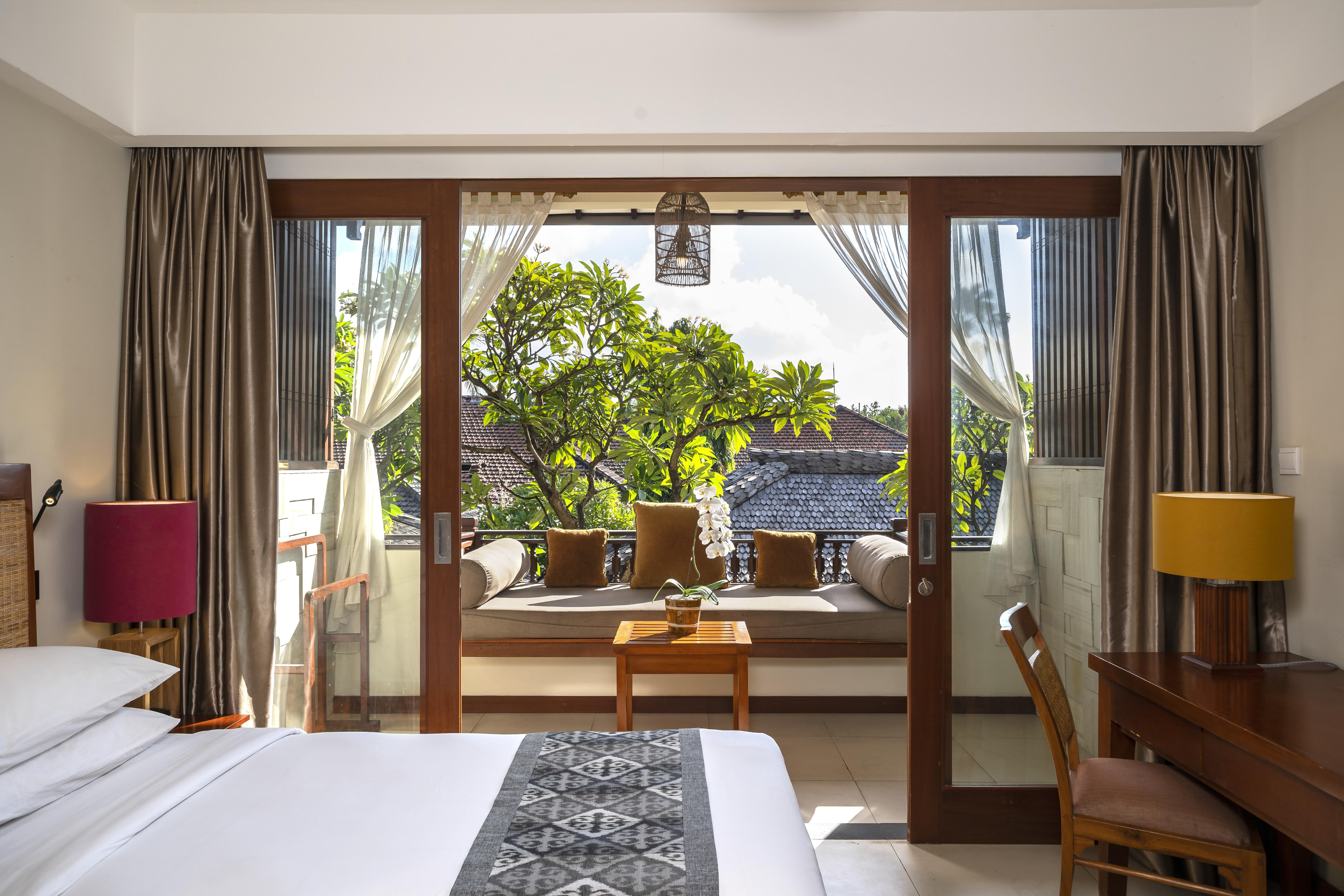 Kuta Seaview Boutique
