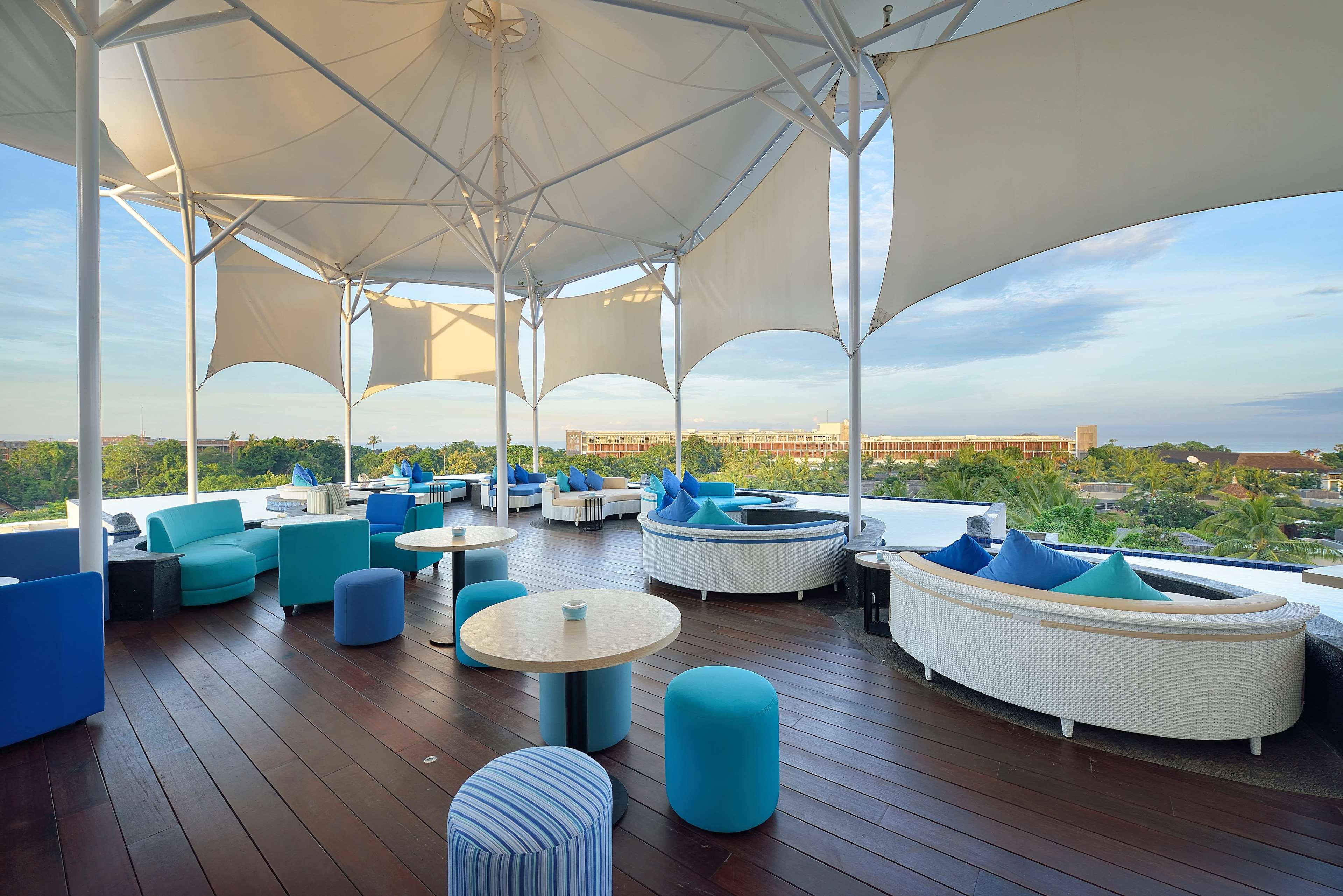 Hotel De Vins Sky 4*