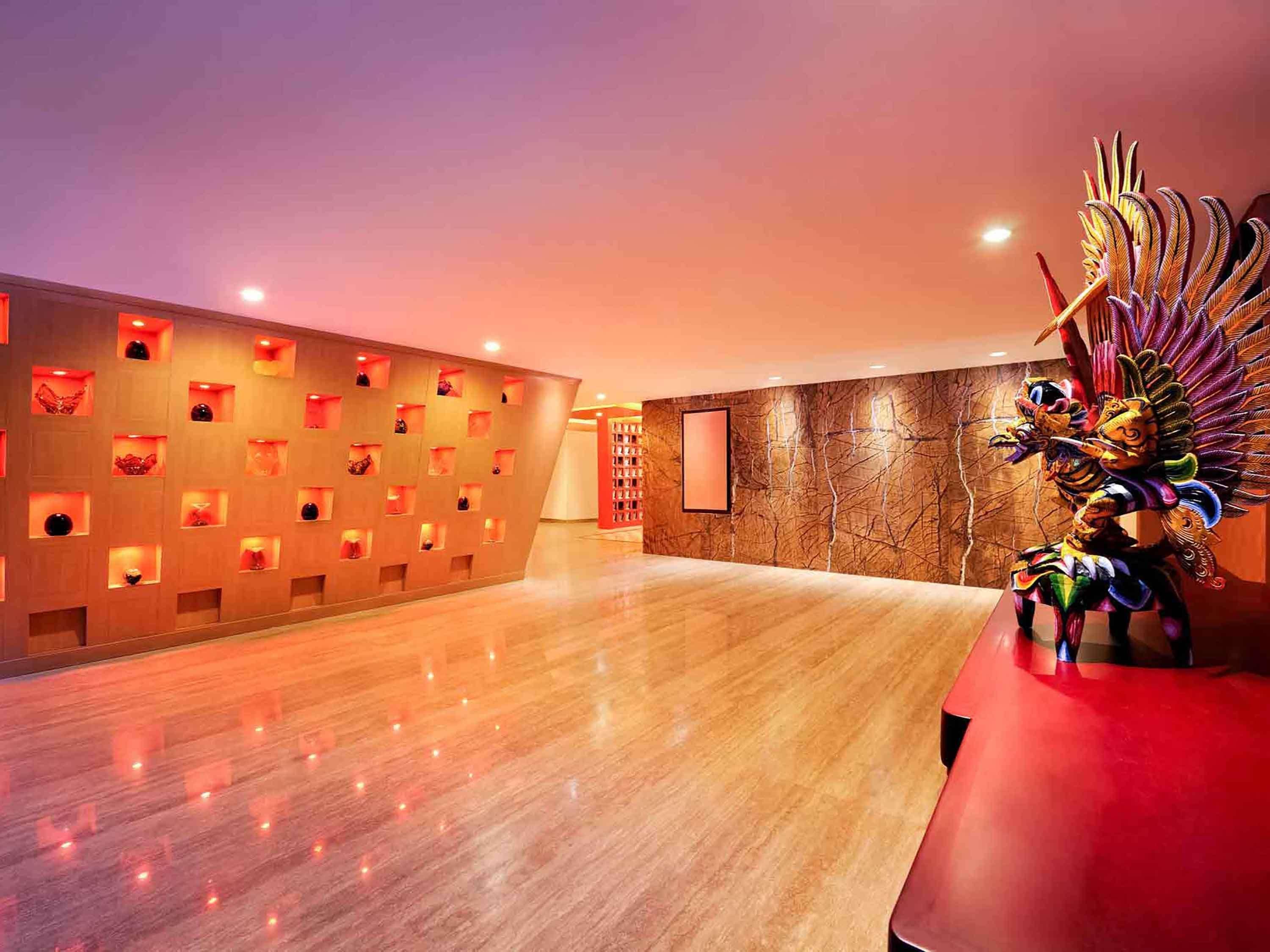 Ibis Bali Kuta Hotel 3*