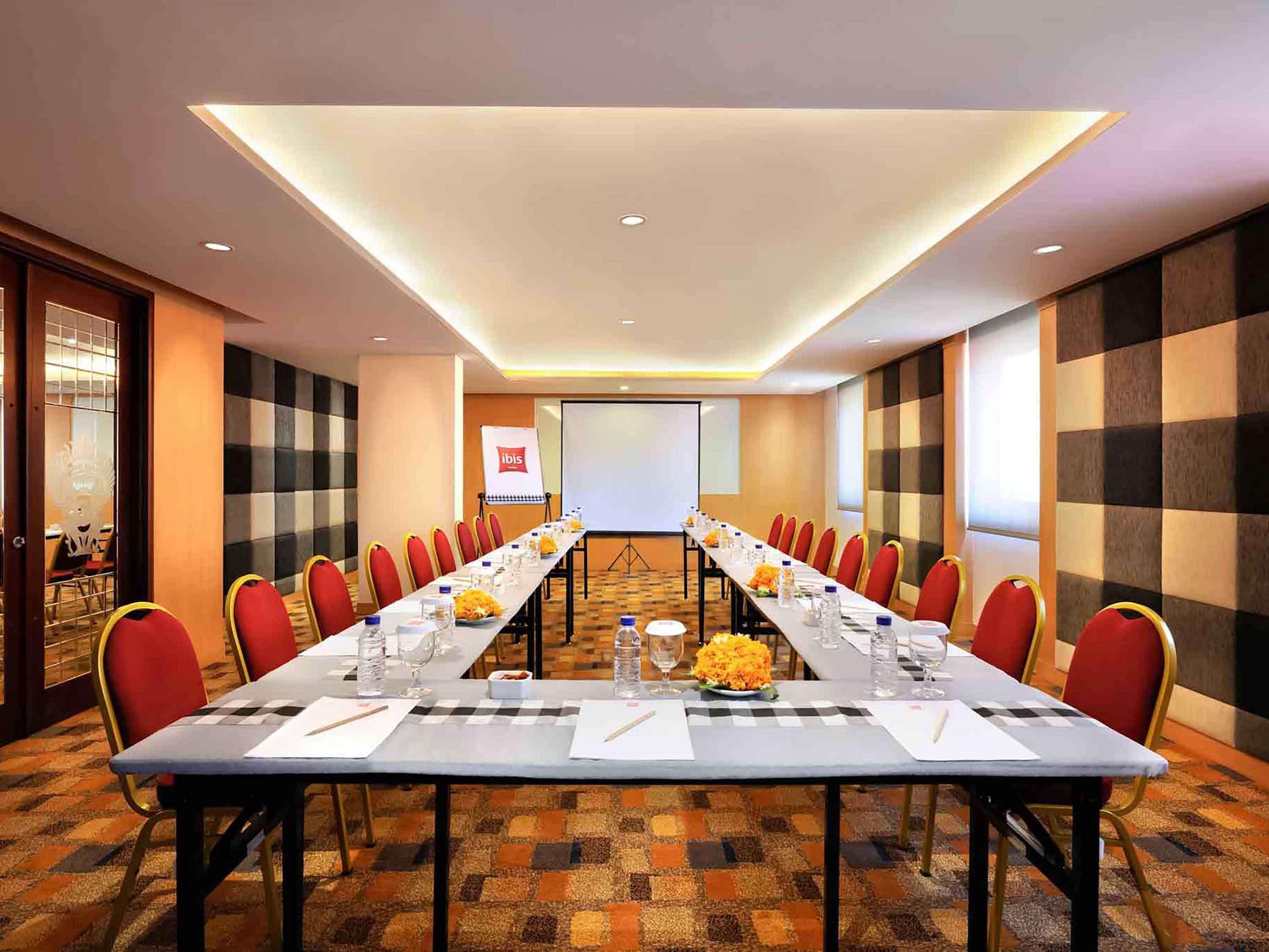 Ibis Bali Kuta 3*