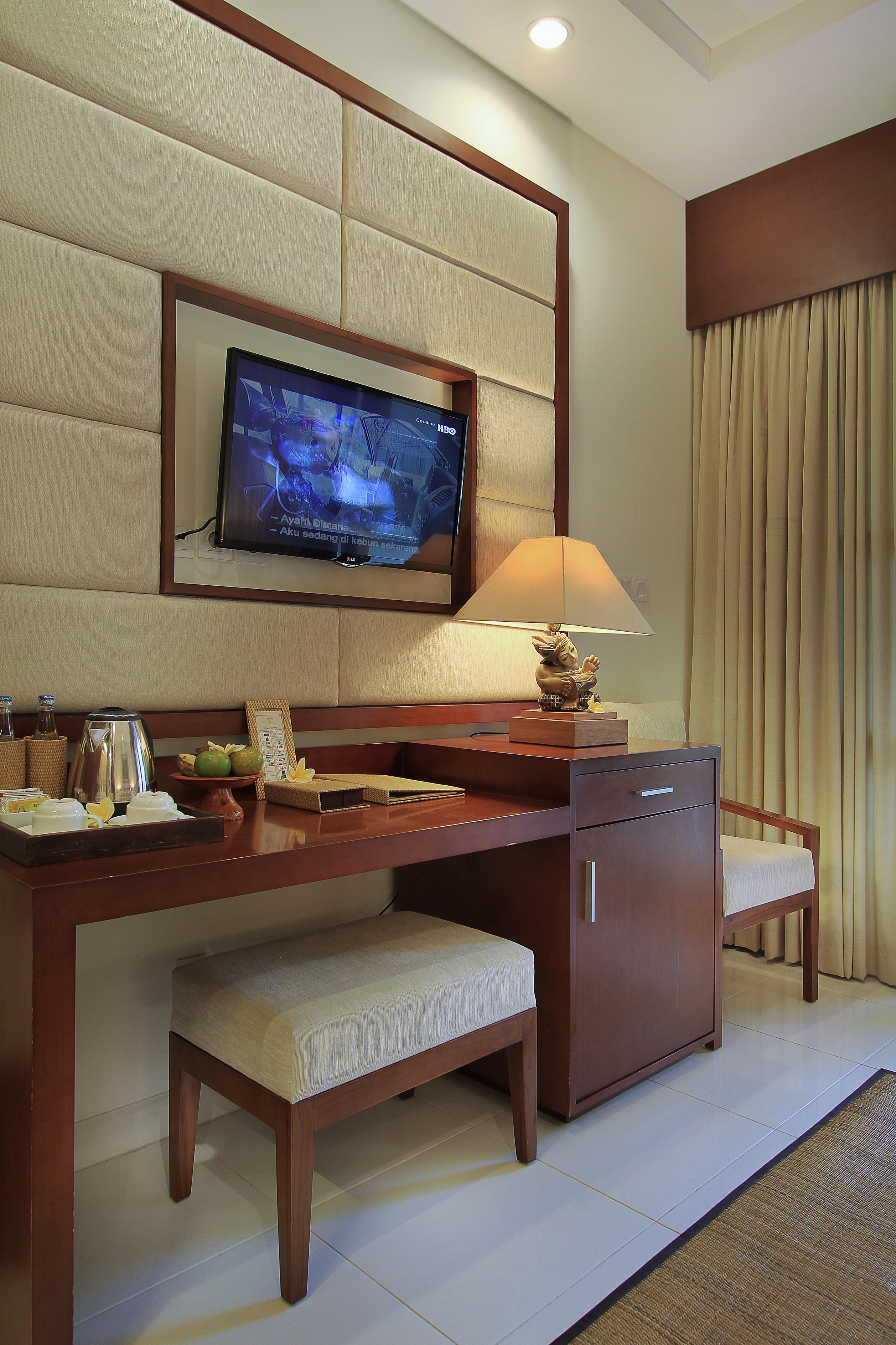 Tebesaya By Pramana 3*