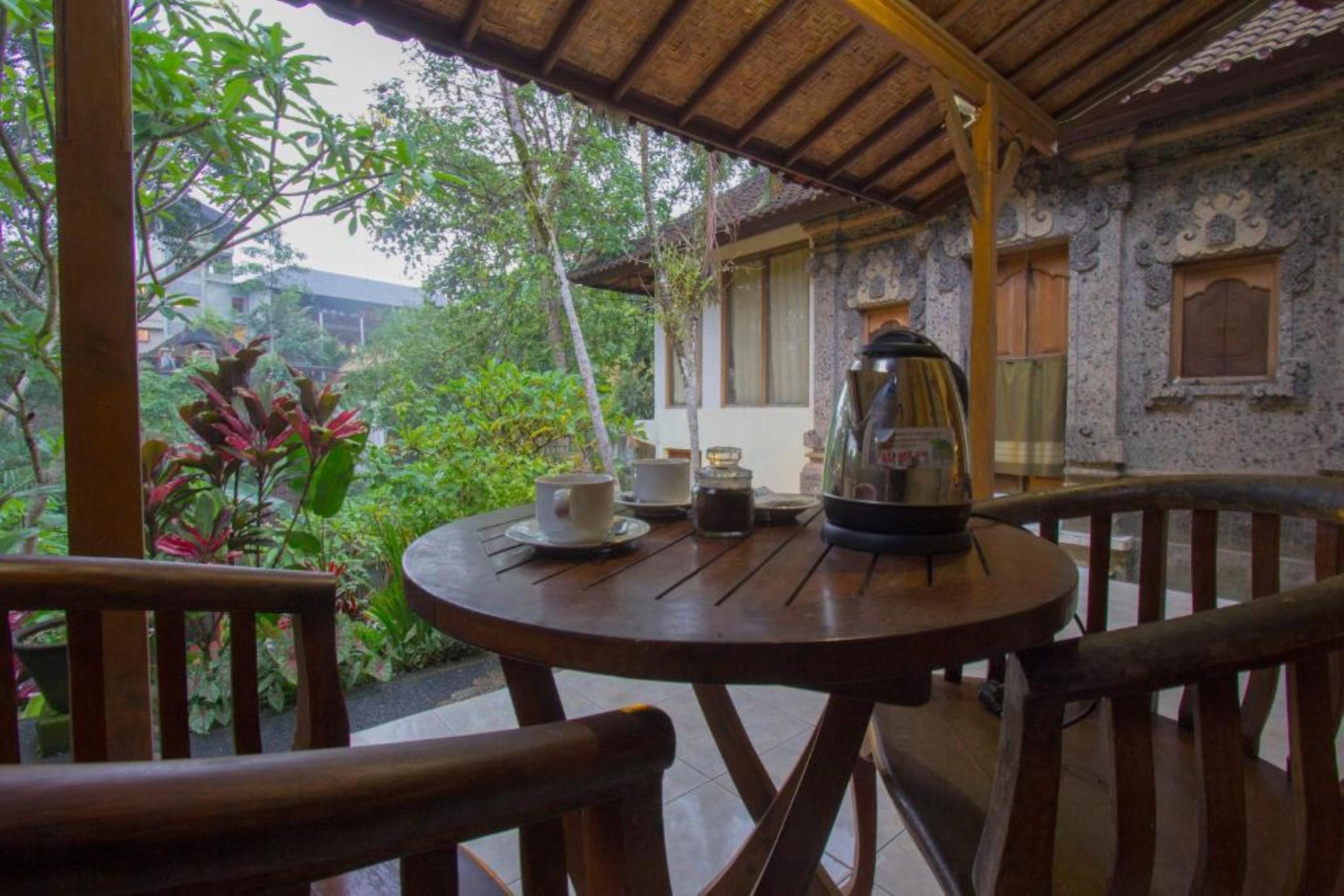 Yuliati House Guest house