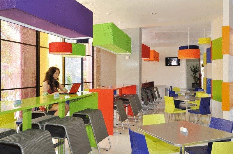 Pop! Hotel