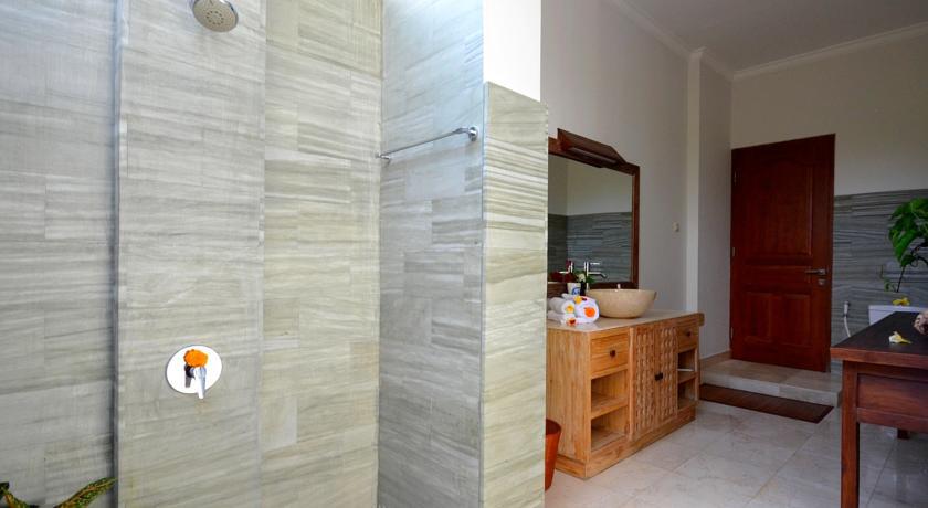 Santai Guest house 3*