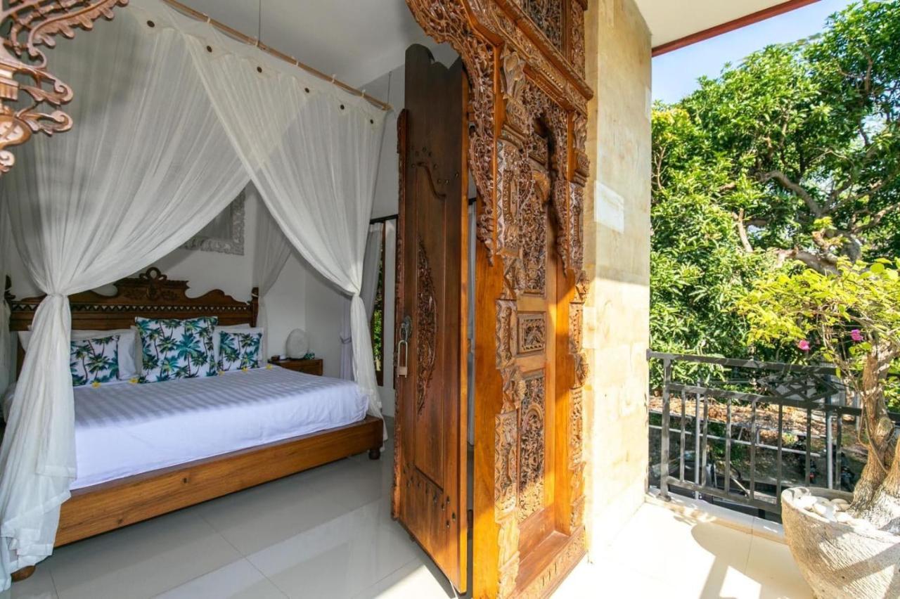 Aniela Villa Legian (Bali)