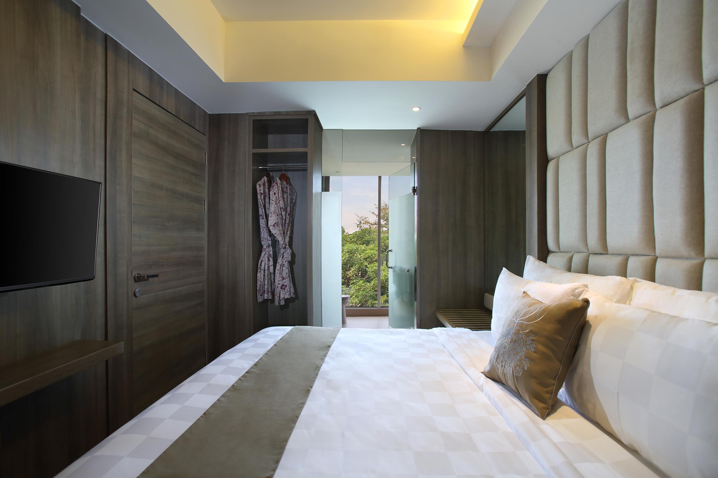 The Crystal Luxury Bay Nusa Dua Resor Nusa Dua (Bali)
