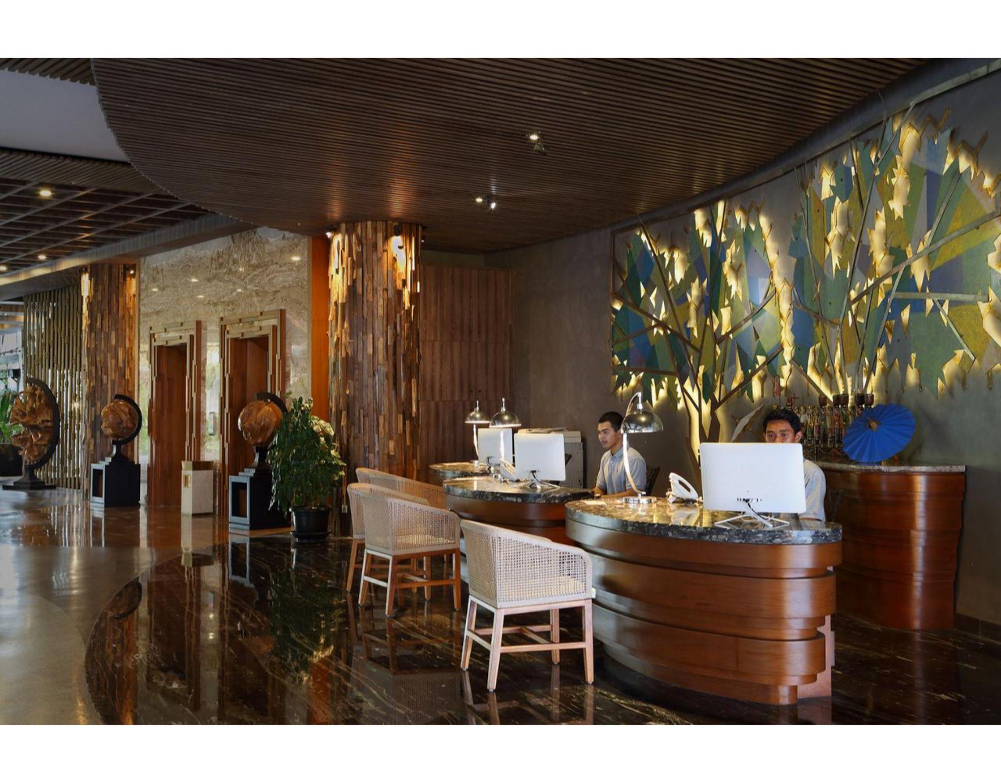 The Crystal Luxury Bay Nusa Dua Resor Nusa Dua (Bali)