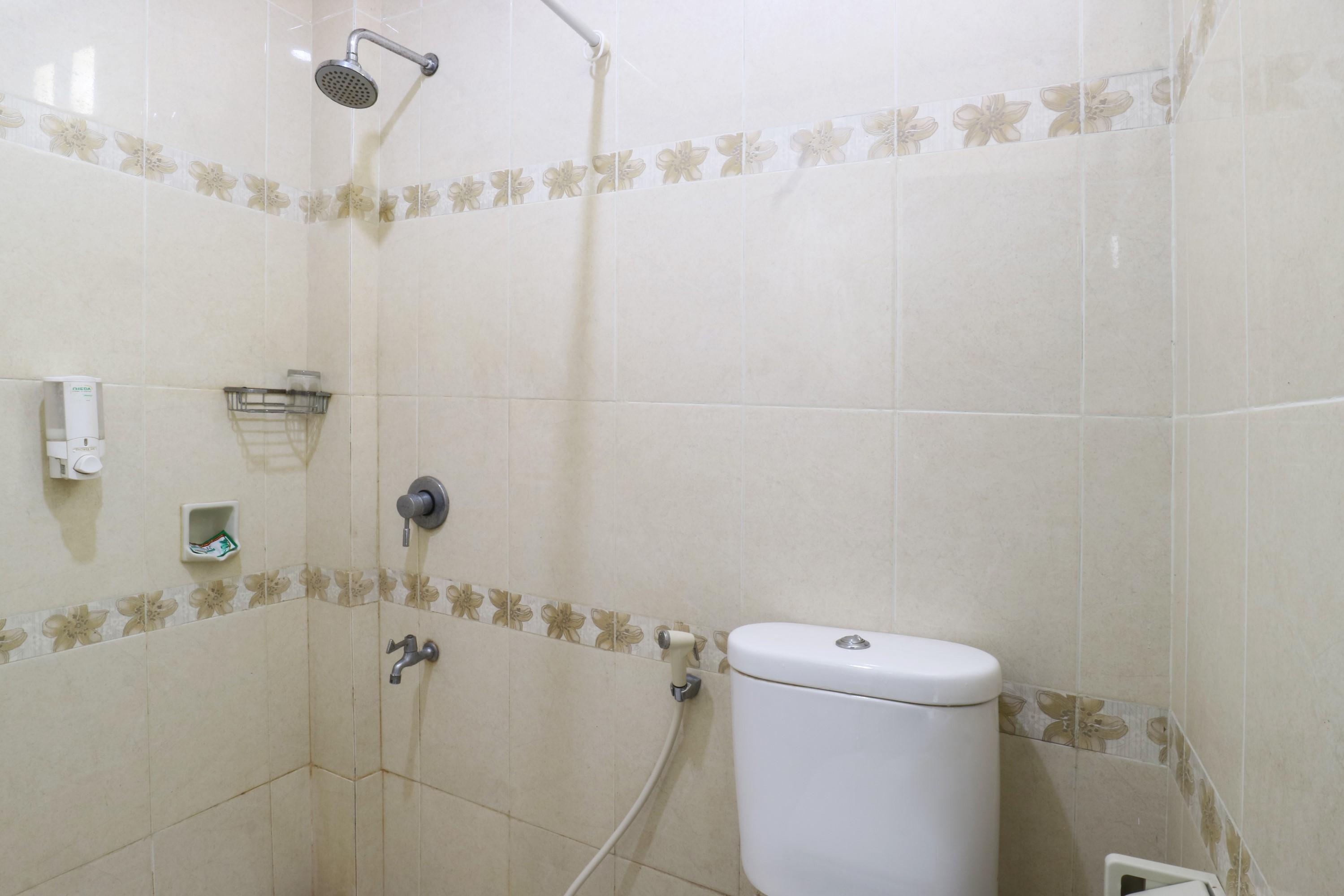 Warapsari Kuta Guest house 2*