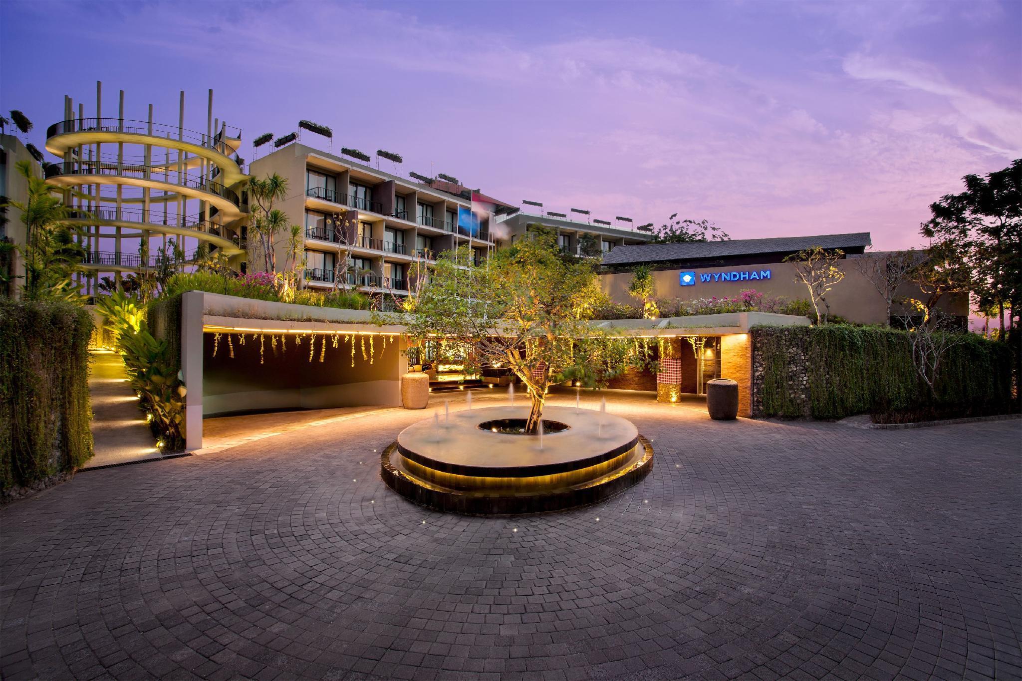 Wyndham Dreamland Bali 5* Uluwatu (Bali)