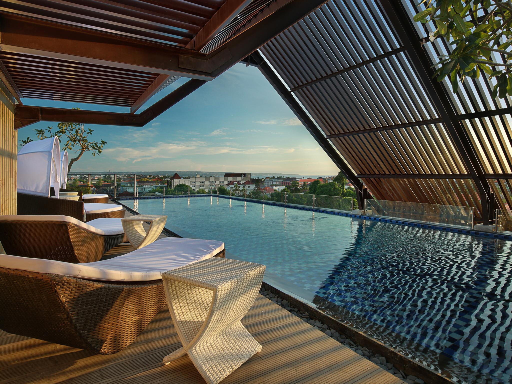 Hotel Ibis Bali Street 3*