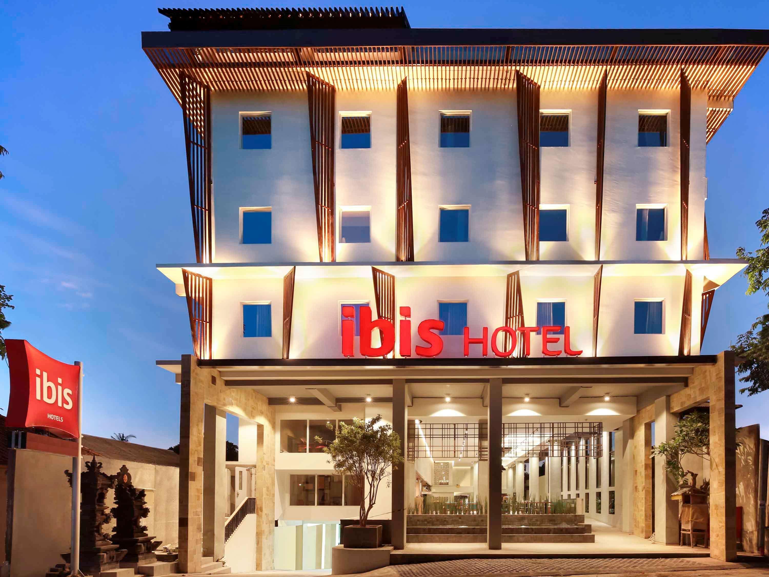 Ibis Bali Street 3*