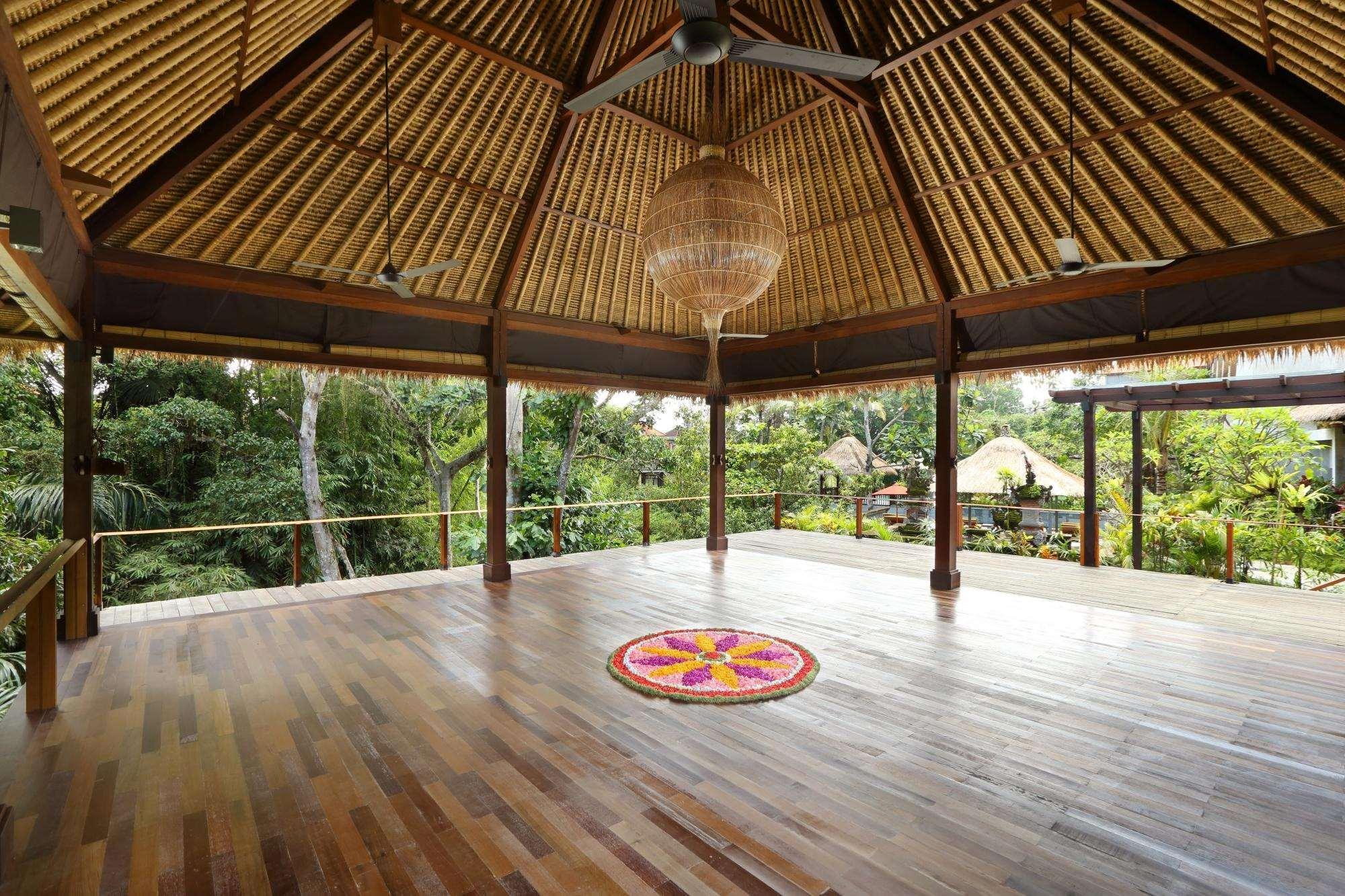 Resort Adiwana Jembawan 4*