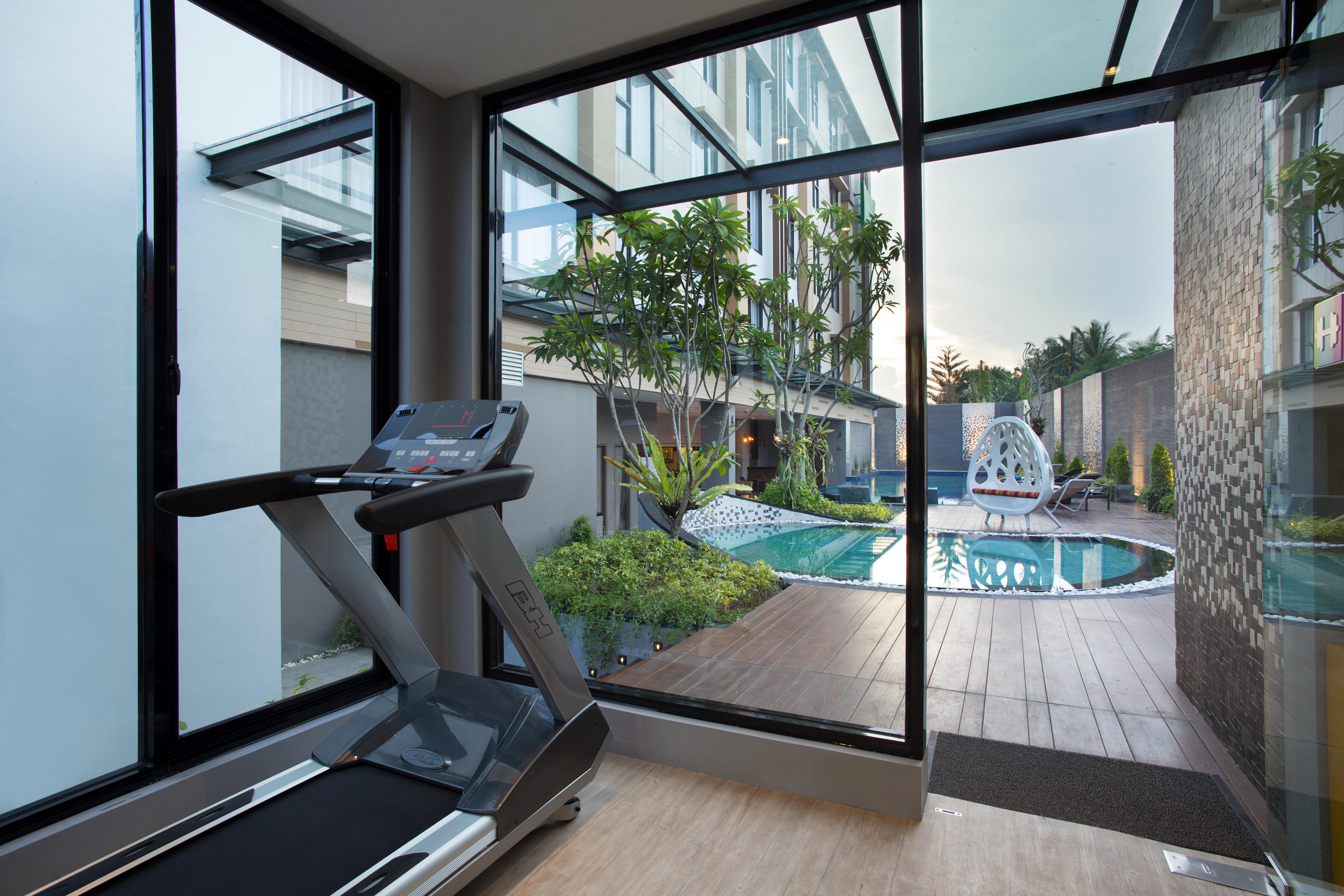 Hotel Kamaniiya Petitenget 3*