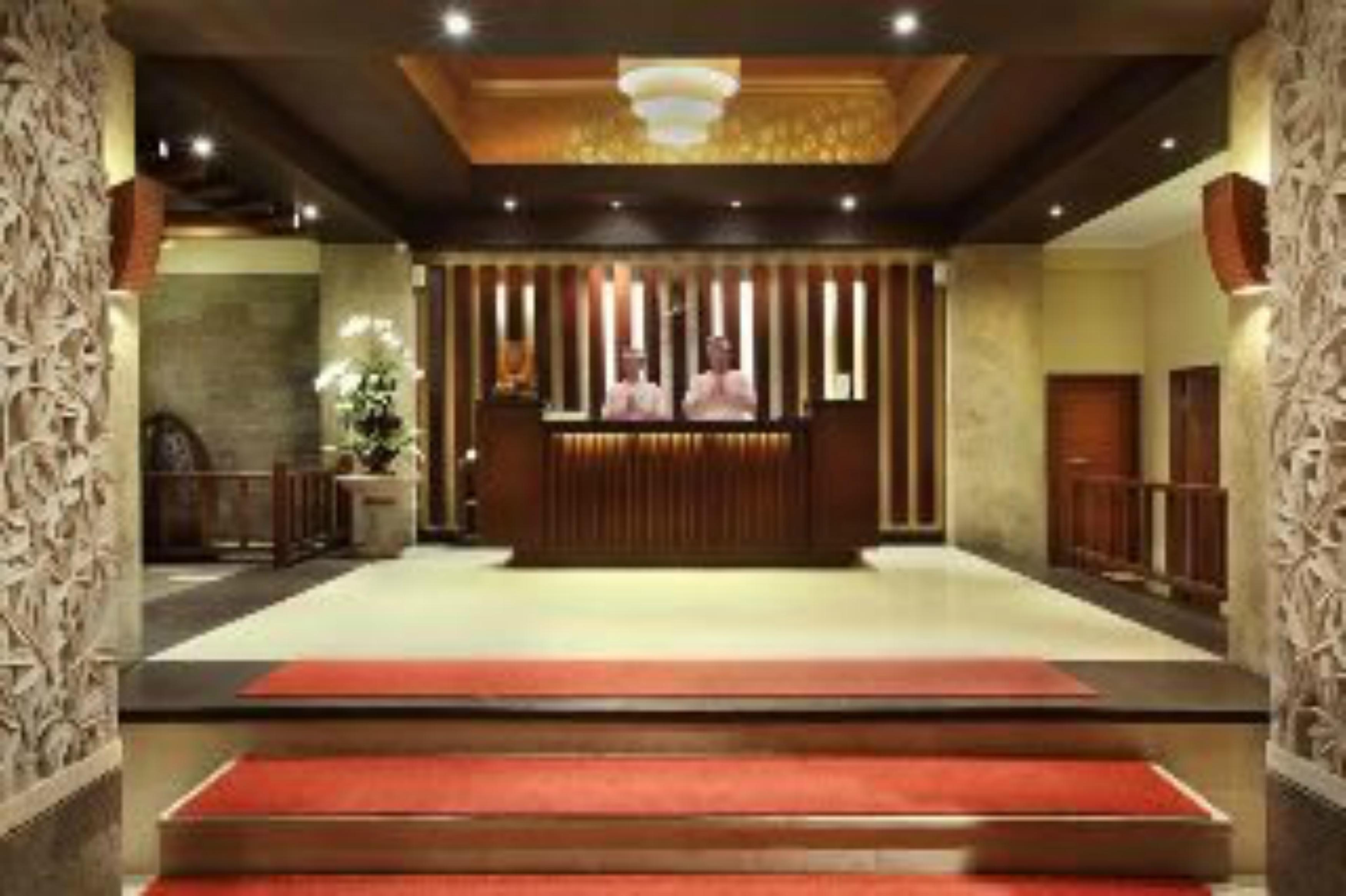 Hotel Adhi Jaya 4*