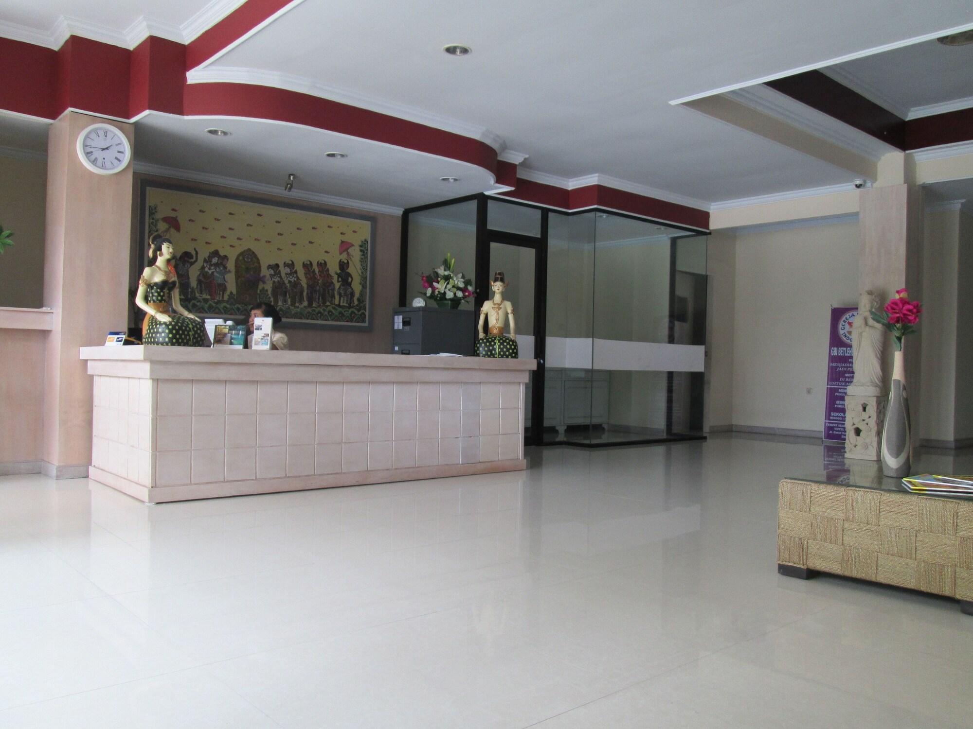 Hotel Puri Saron Denpasar (Bali)