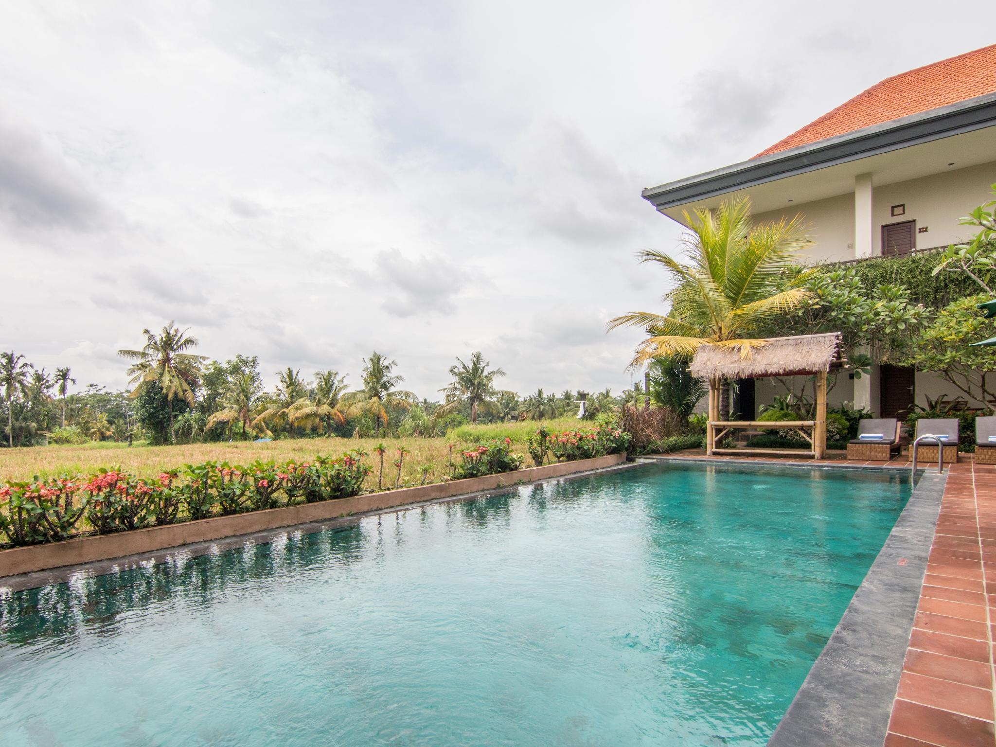 Artini Bisma Hotel
