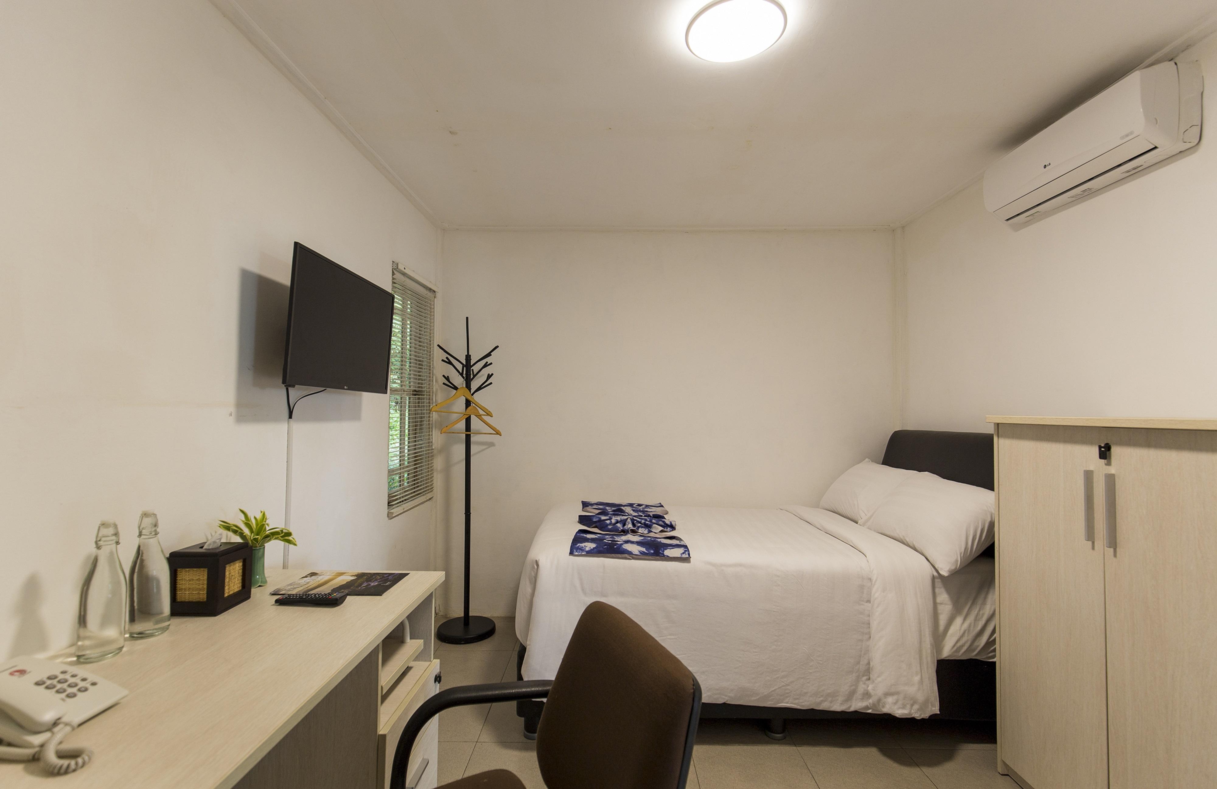 Menjangan - Chse Certified Holiday home Banyuwedang
