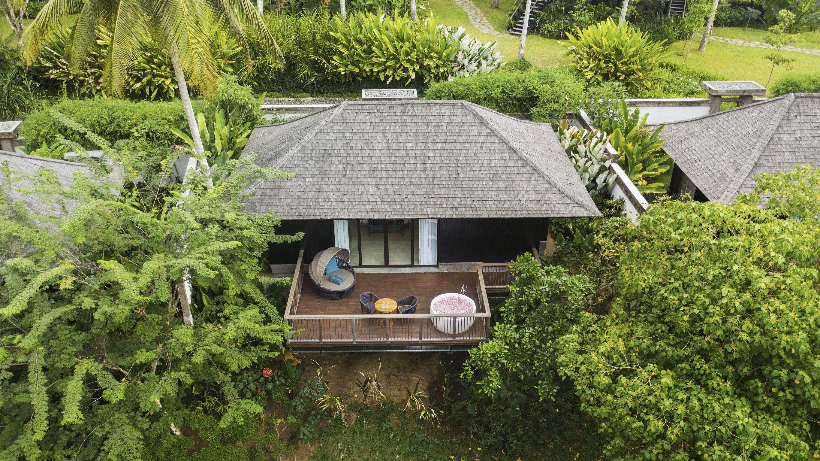 Resort Nirjhara Tanah Lot (Bali)
