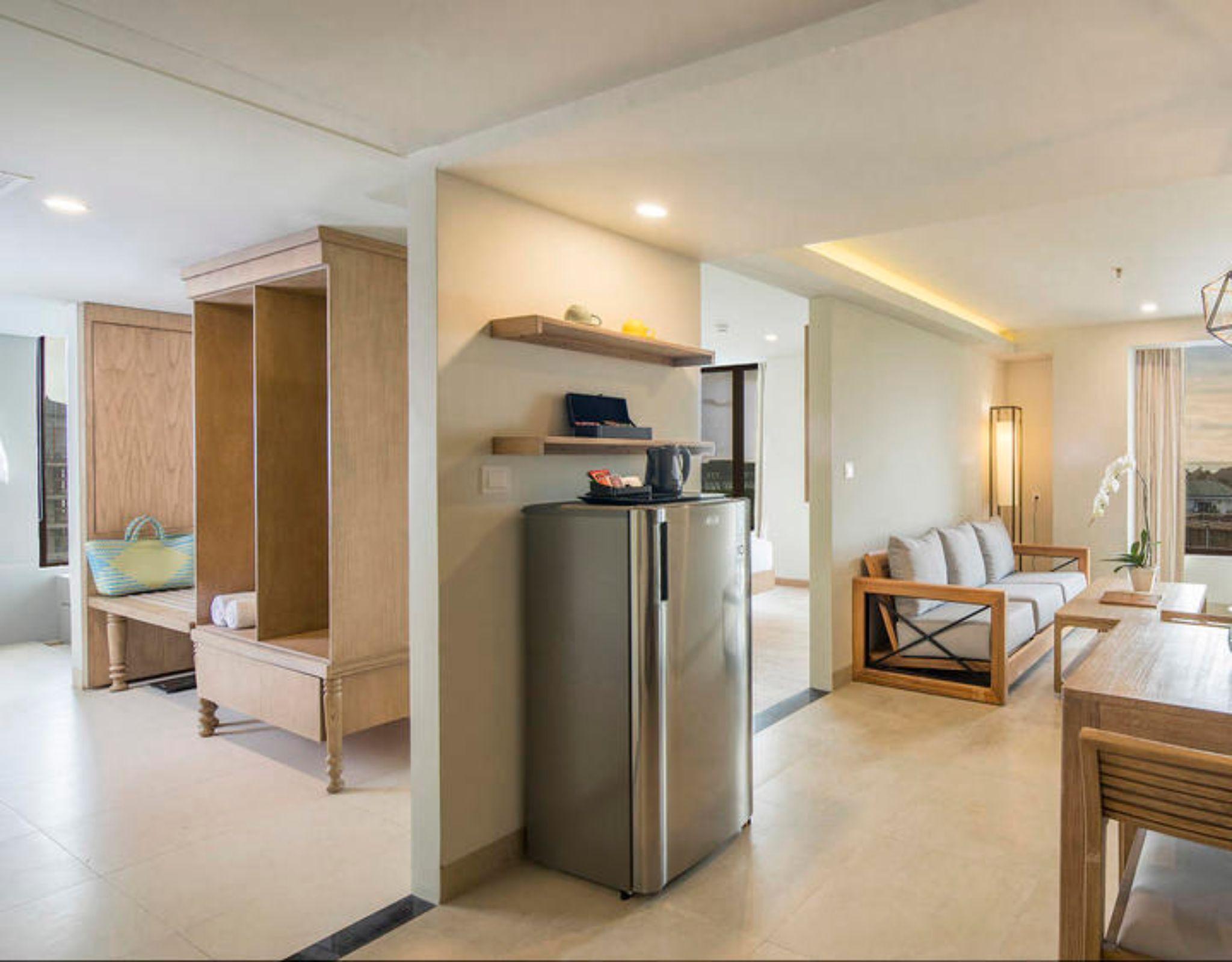 Hotel Eastin Ashta 4*