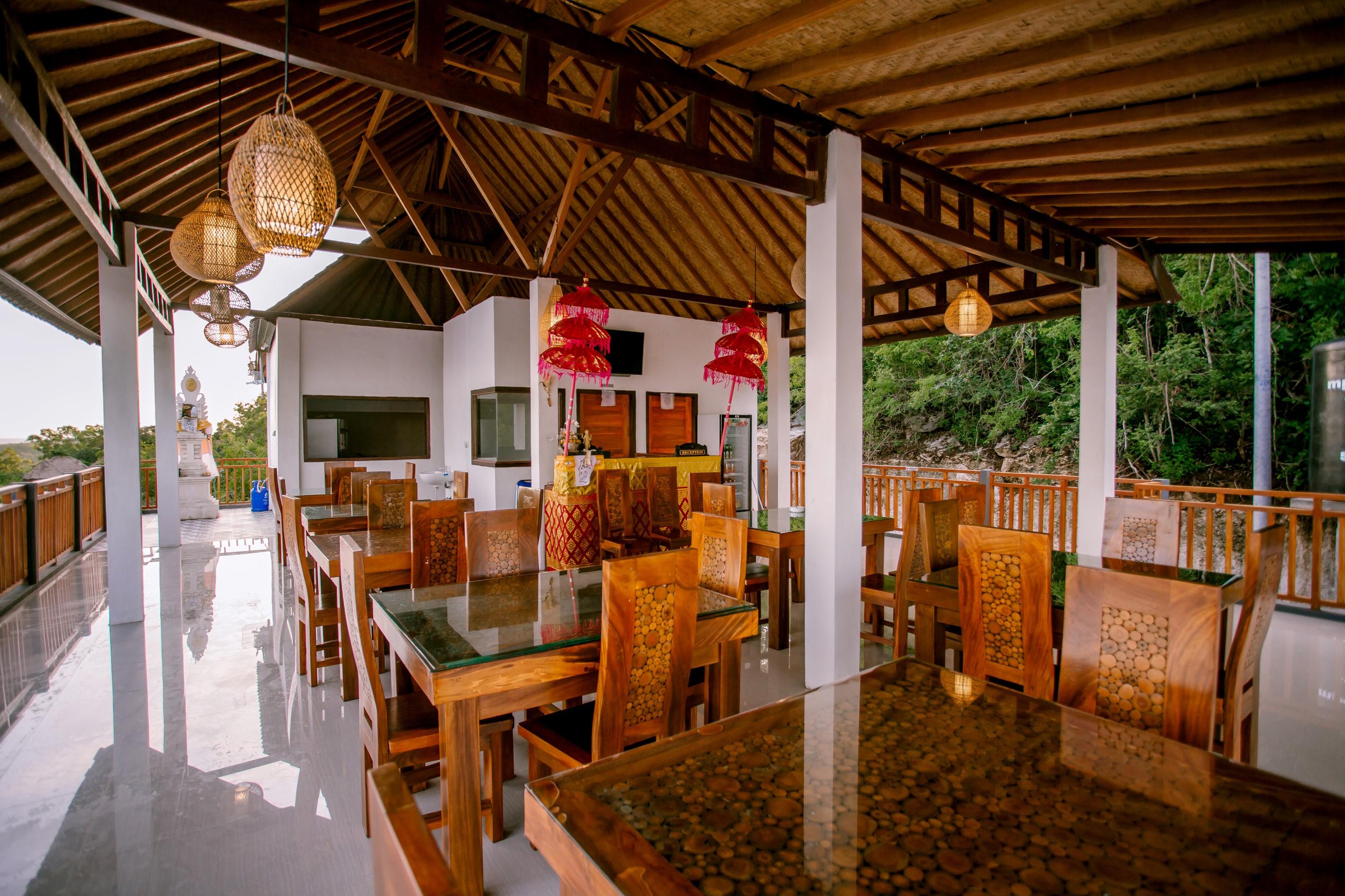Hotel Samuh Sunset Nusa Penida By Pramana