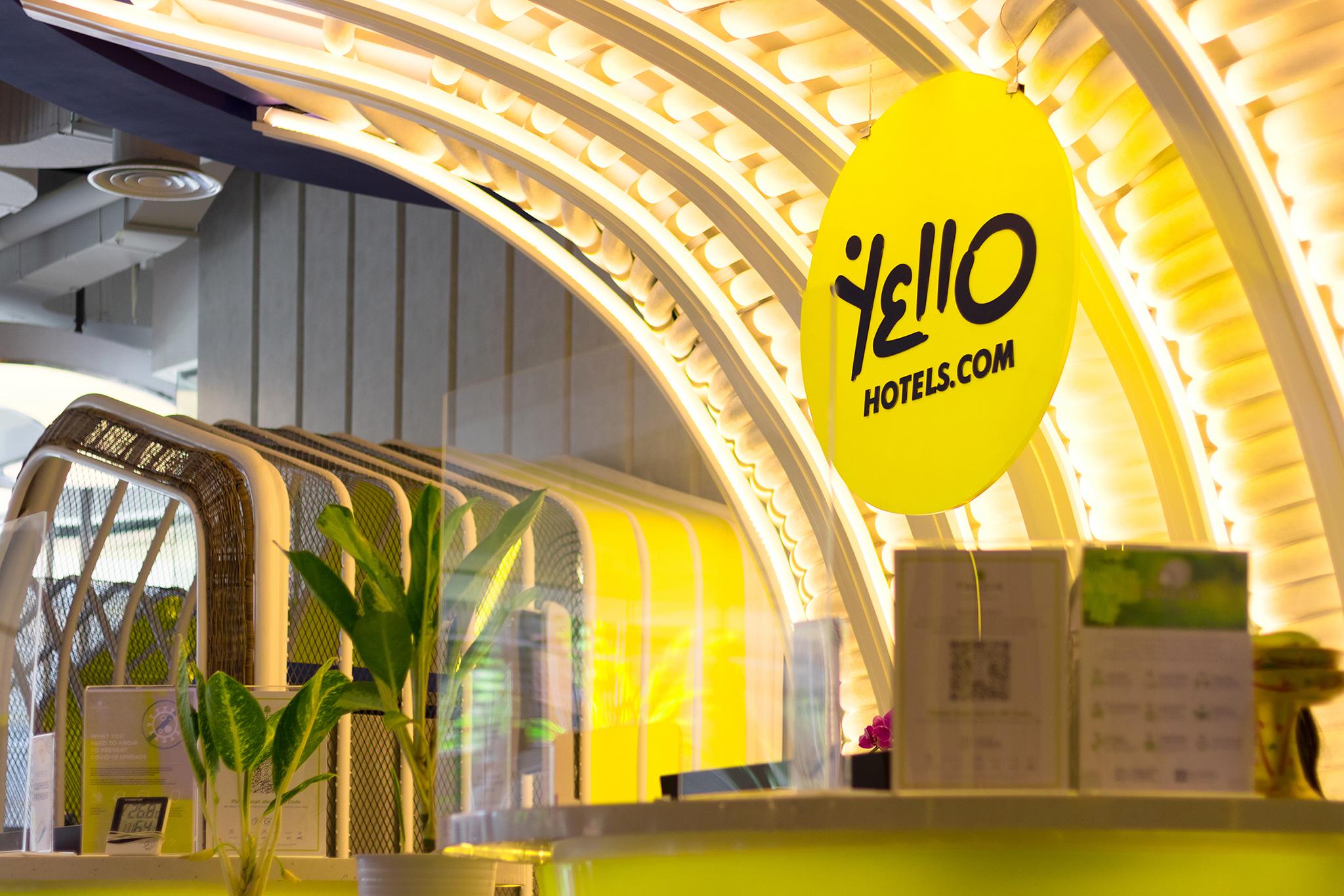 Hotel Yello Kuta Beachwalk Bali 3*